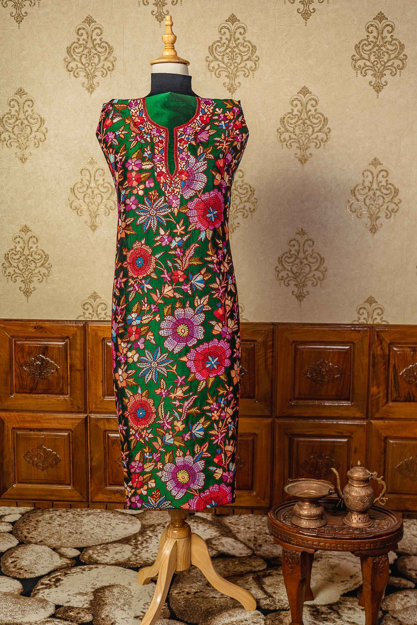 Artisanal Elegance: KashmKari's Hand-Aari Embroidered Pure Silk Suit