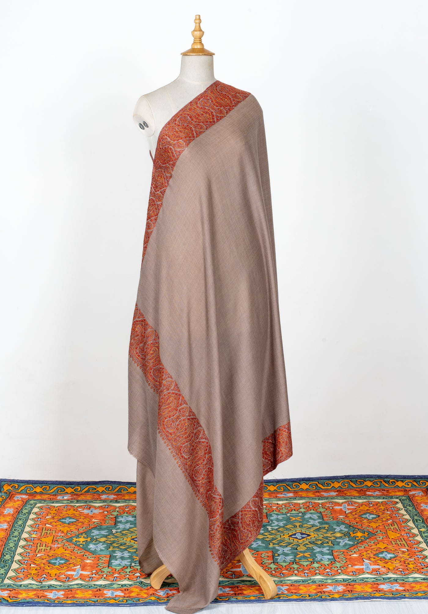 2.5 Yards | Surkh Gul — Sozni Hand-Embroidered Shawl in Classic Beige