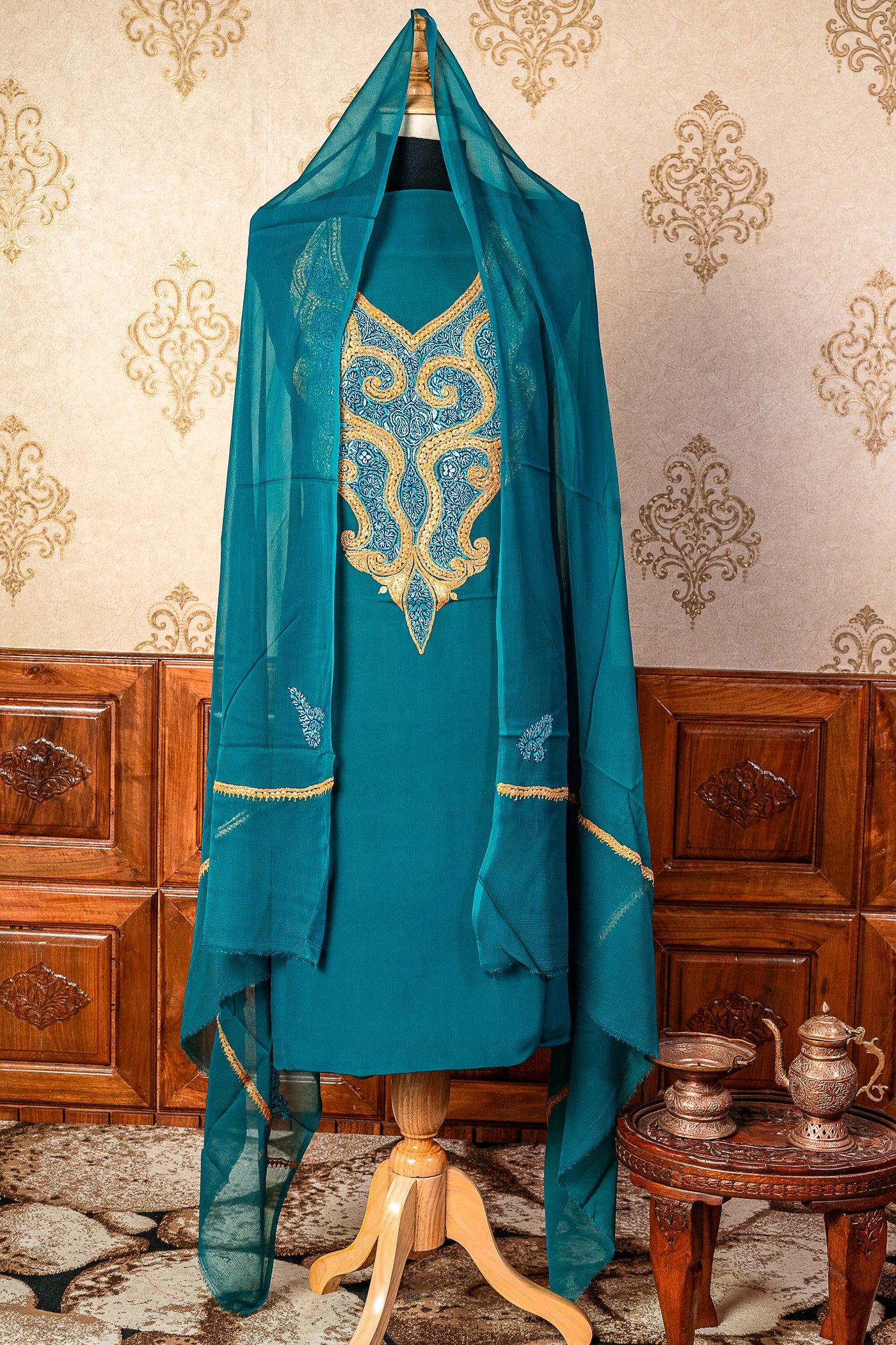 Turquoise Elegance: Sozni and Tilla Embroidered Kashmiri Suit - KashmKari