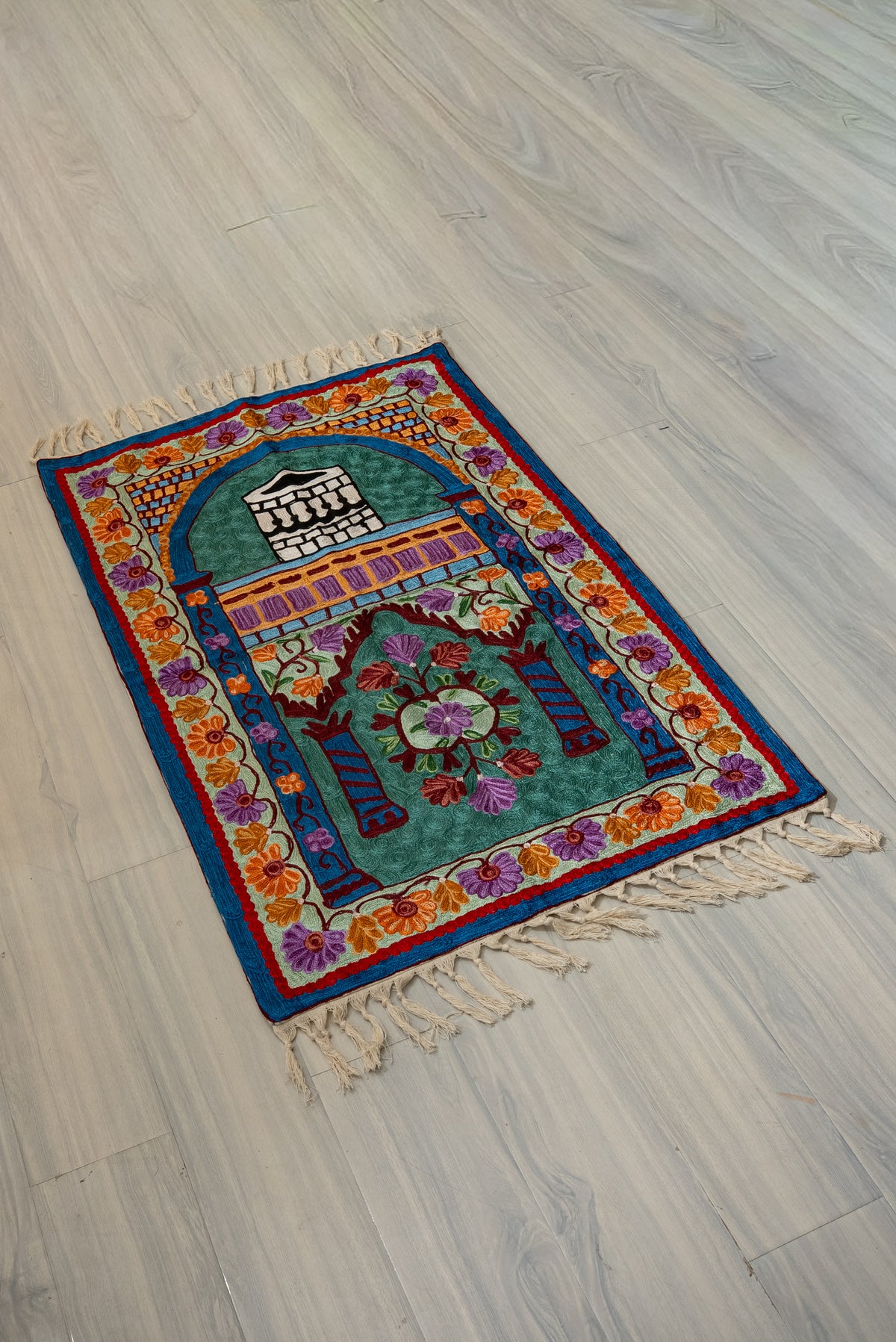 Emerald Arch Bloom: Hand Embroidered Jainimaz (Prayer Mat)