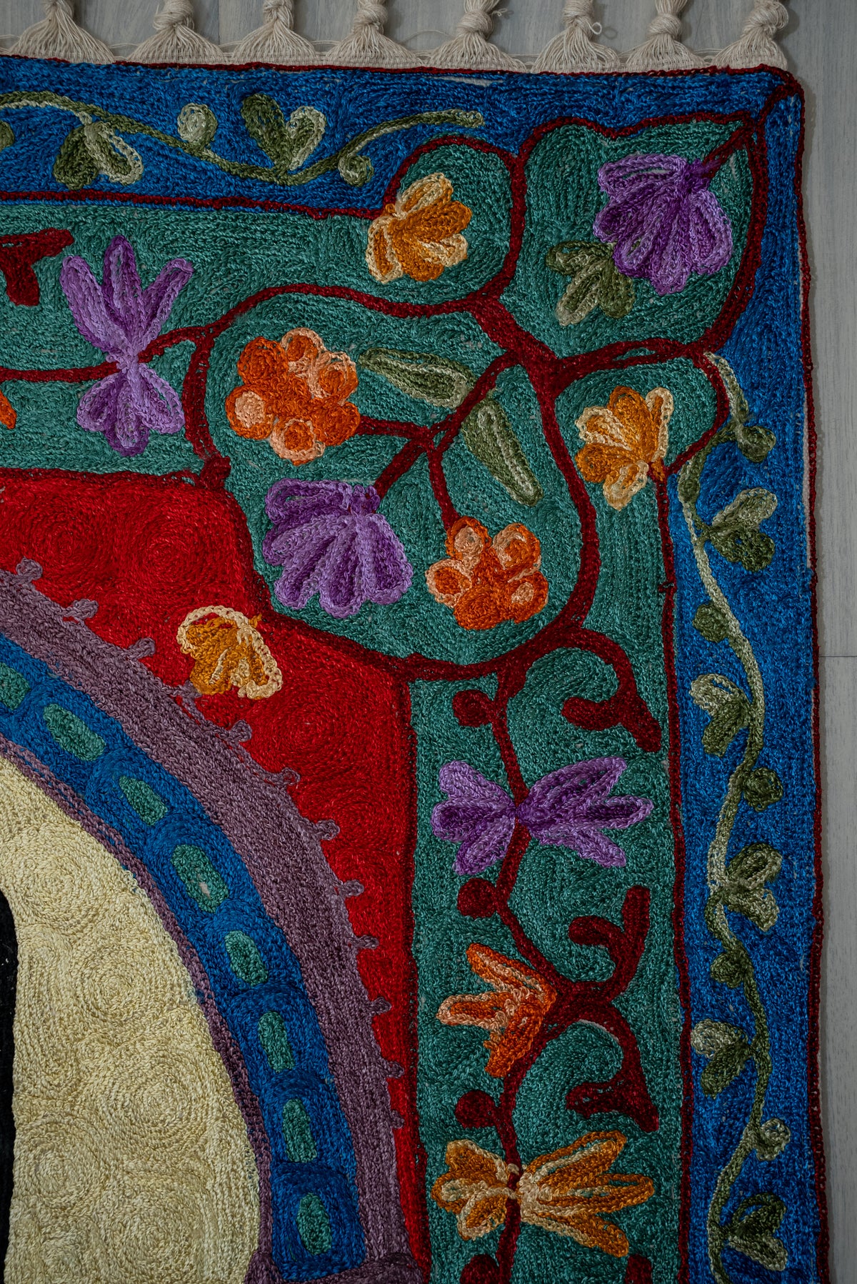 Emerald Arch Blossom: Hand Embroidered Jainimaz (Prayer Mat)