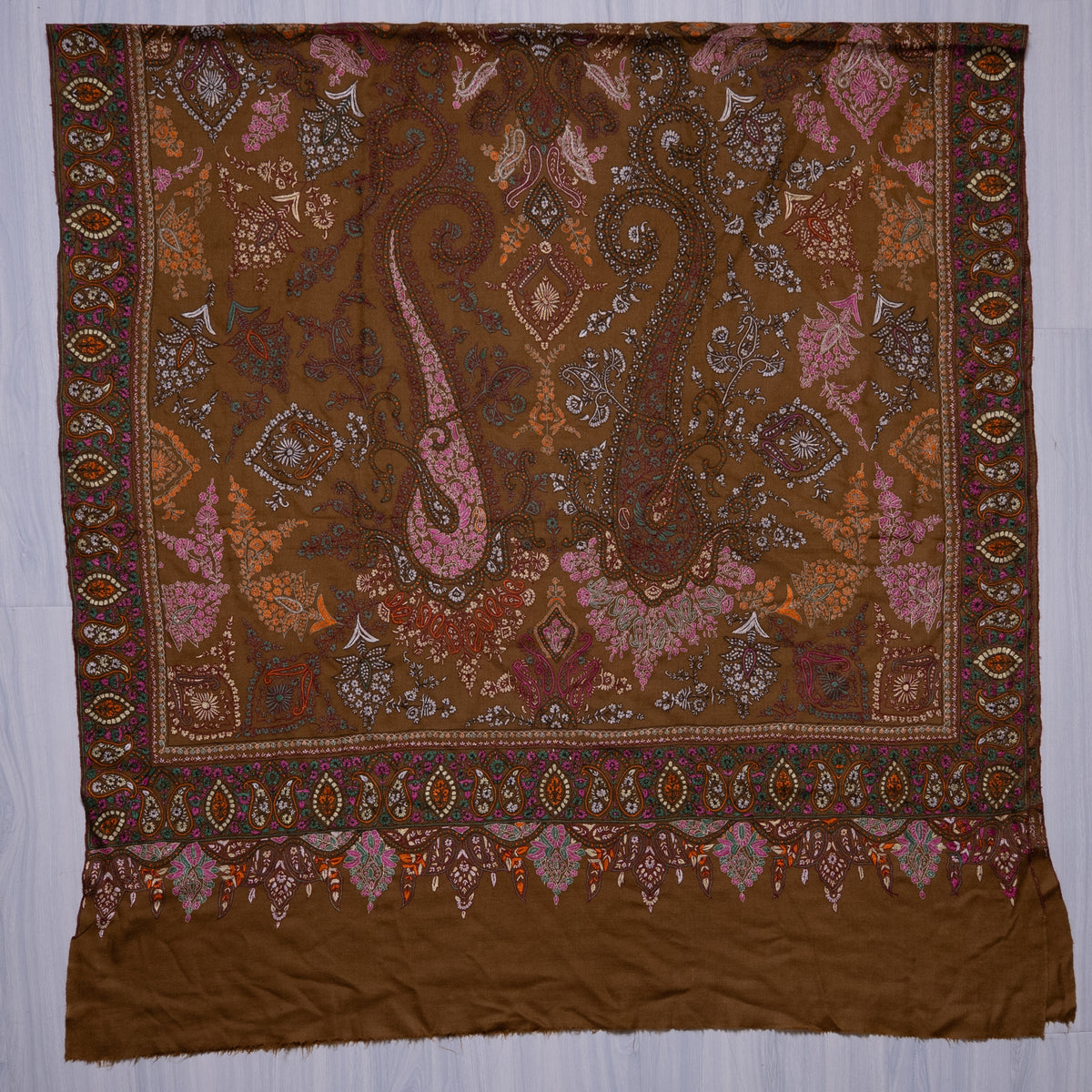 Heritage Amber Garden: Pure Pashmina Sozni Hand Embroidered 2.5 Yards Shawl