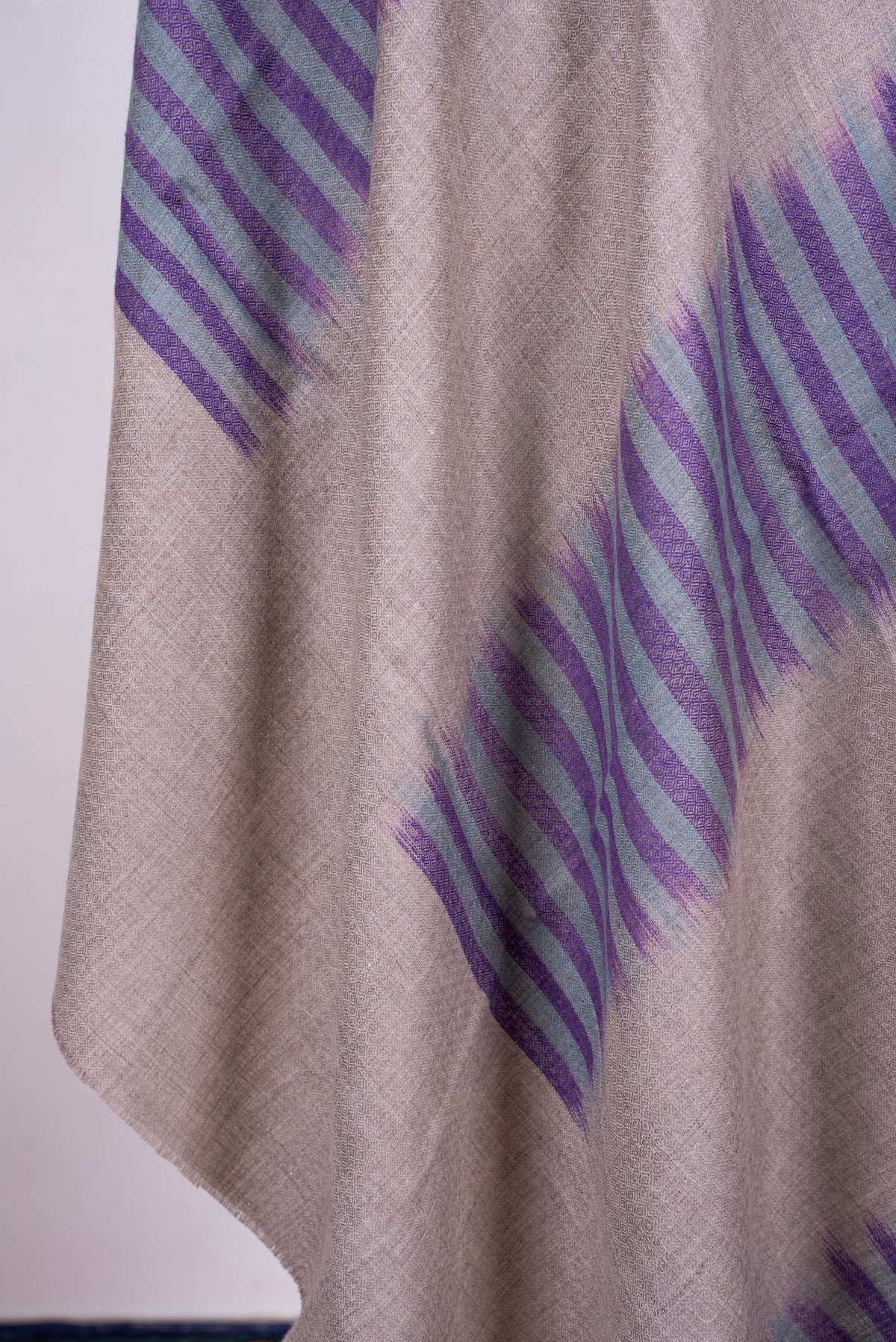 Lavender Dusk Lines: Pure Pashmina Ikat Shawl