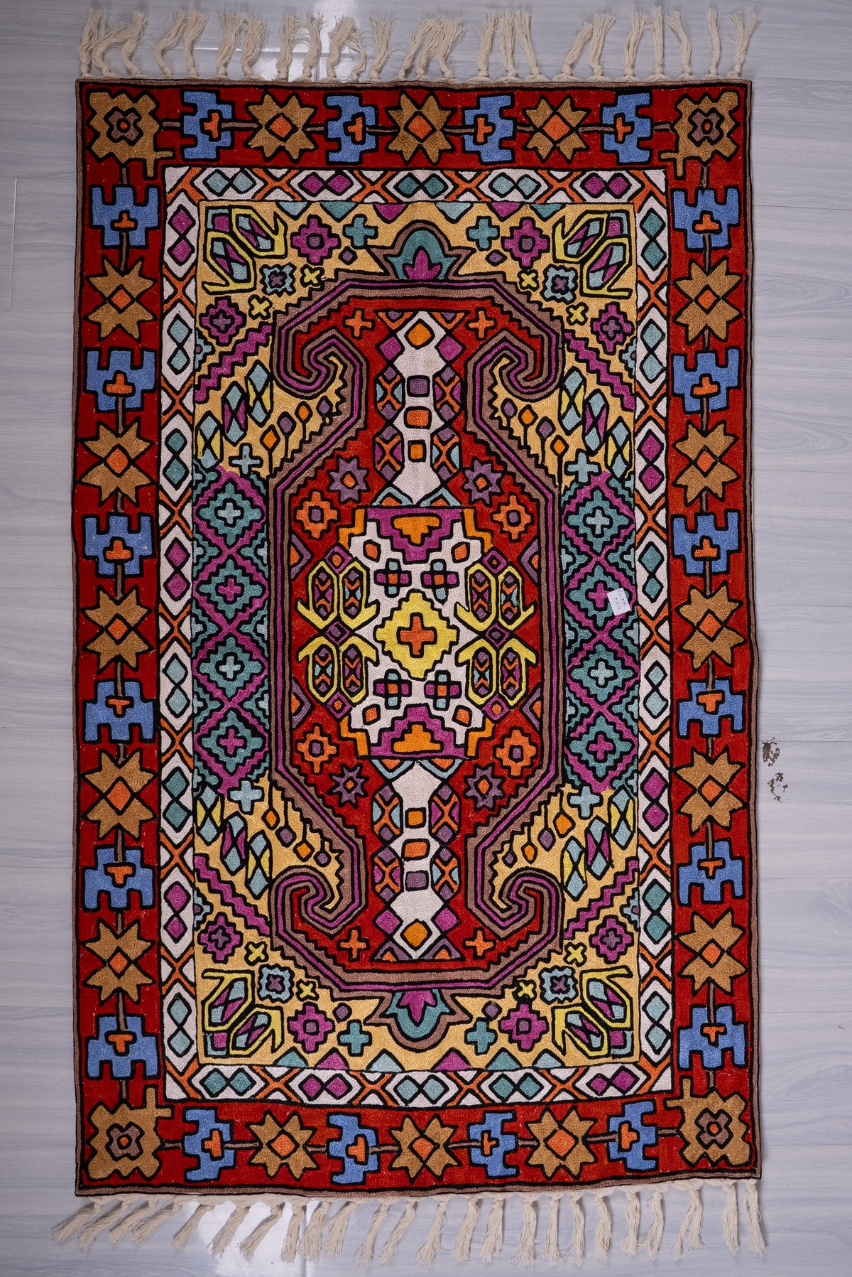 2.5ft x 4ft Royal Mosaic Heritage: Hand Aari Embroidered chain stitch rug