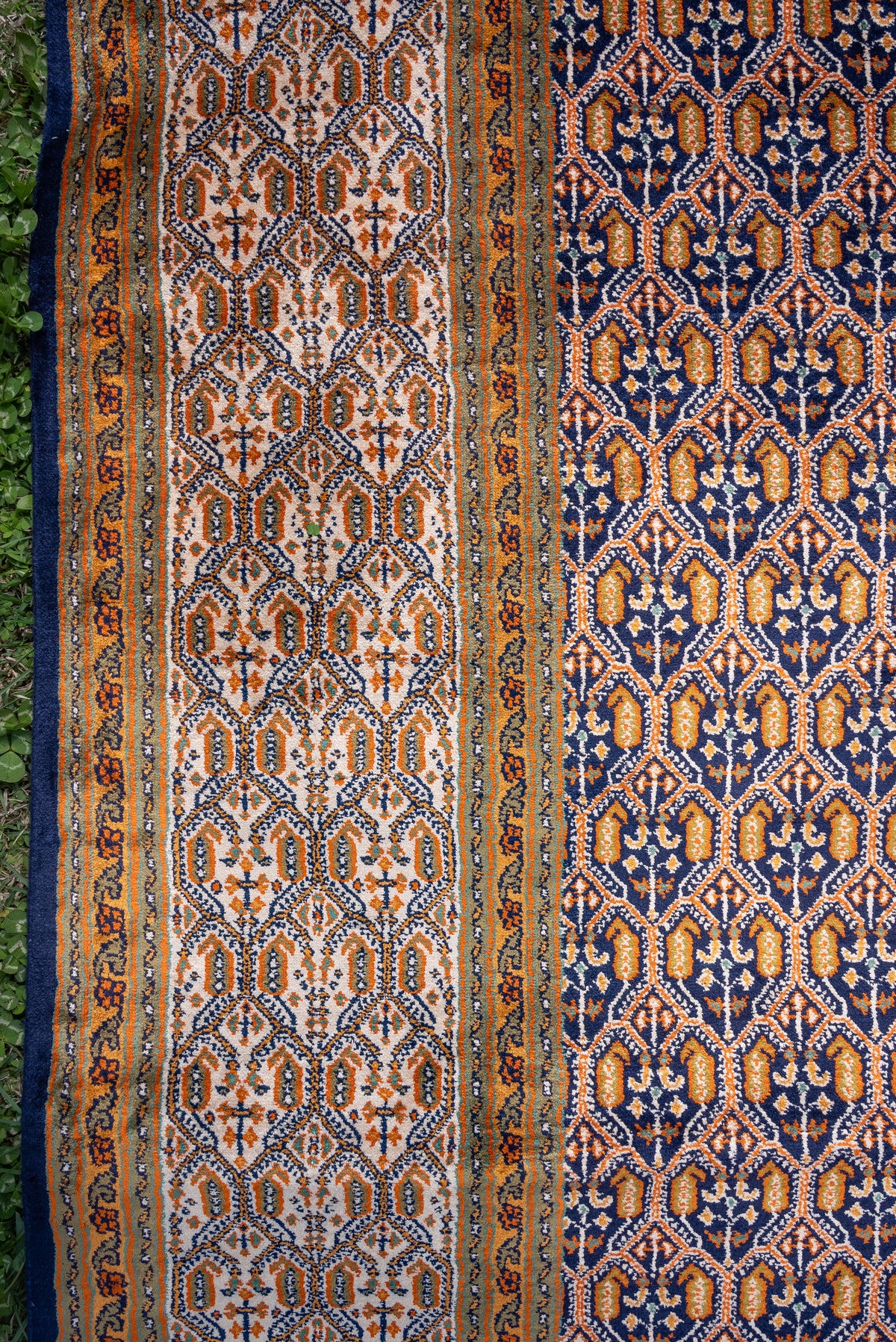 6ft x 4ft: Midnight Saffron Lattice: Hand Knotted Mulberry silk on silk Kashmiri Carpet