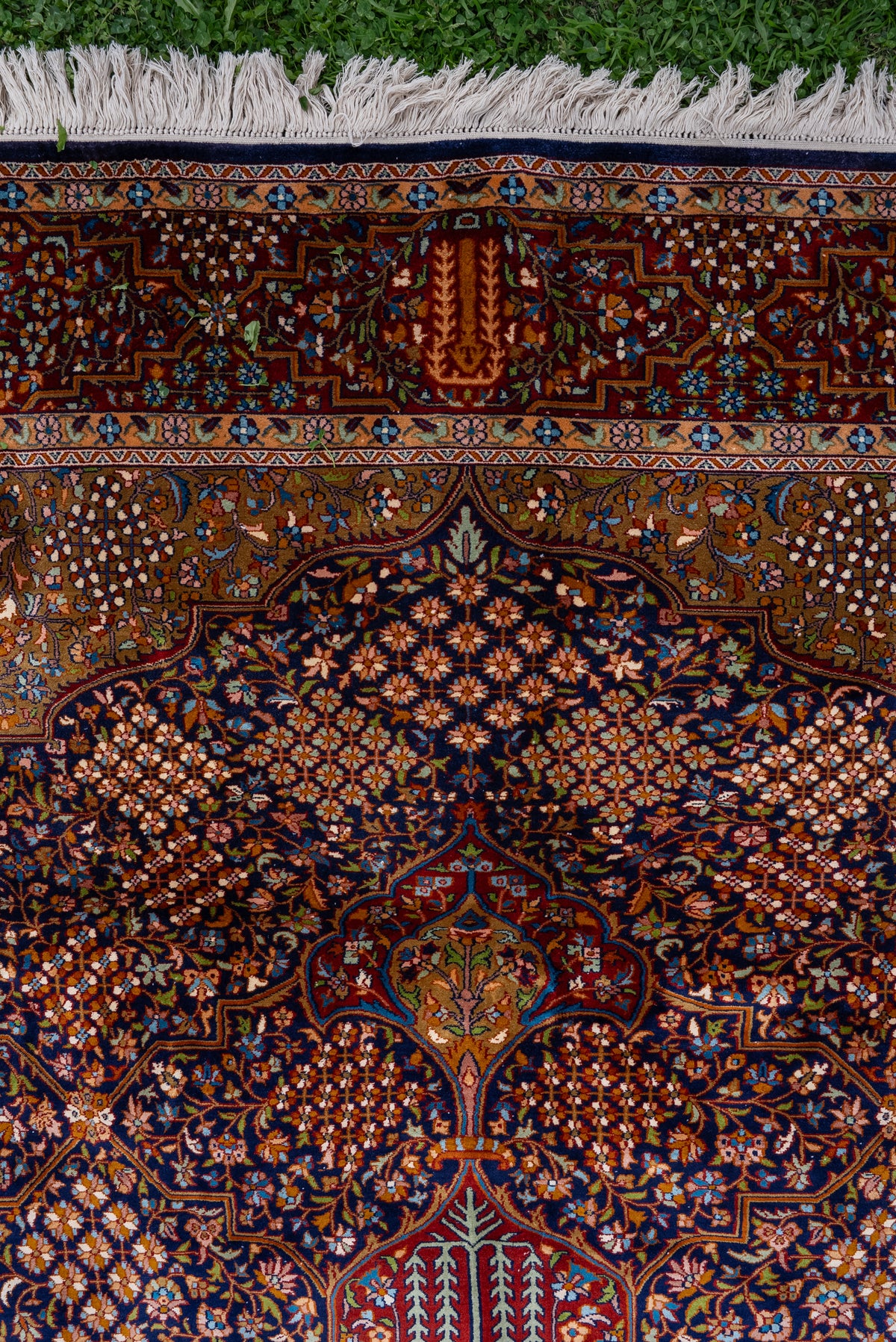 9ft x 6ft: Imperial Crimson Sanctuary: Hand Knotted Mulberry silk on silk Kashmiri Carpet