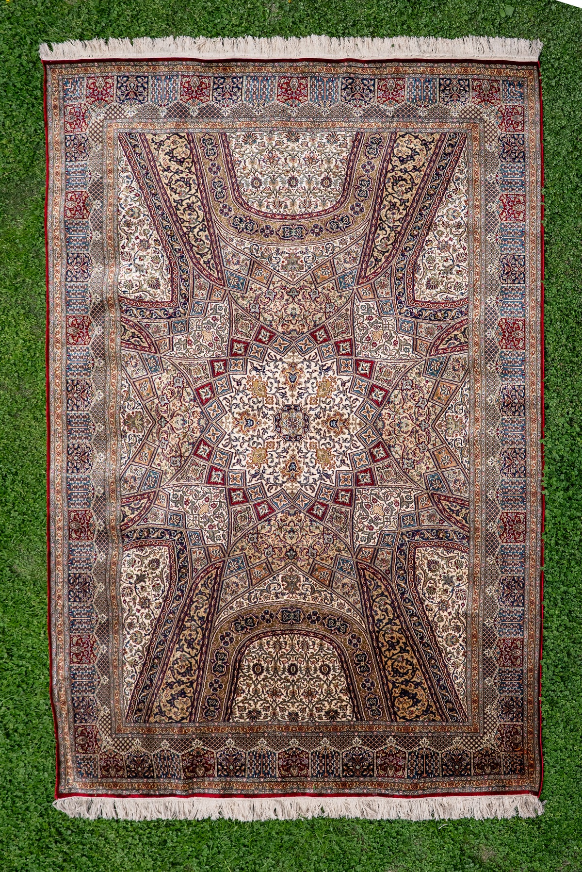 9ft x 6ft: Celestial Ivory Vault: Hand Knotted Mulberry silk on silk Kashmiri Carpet