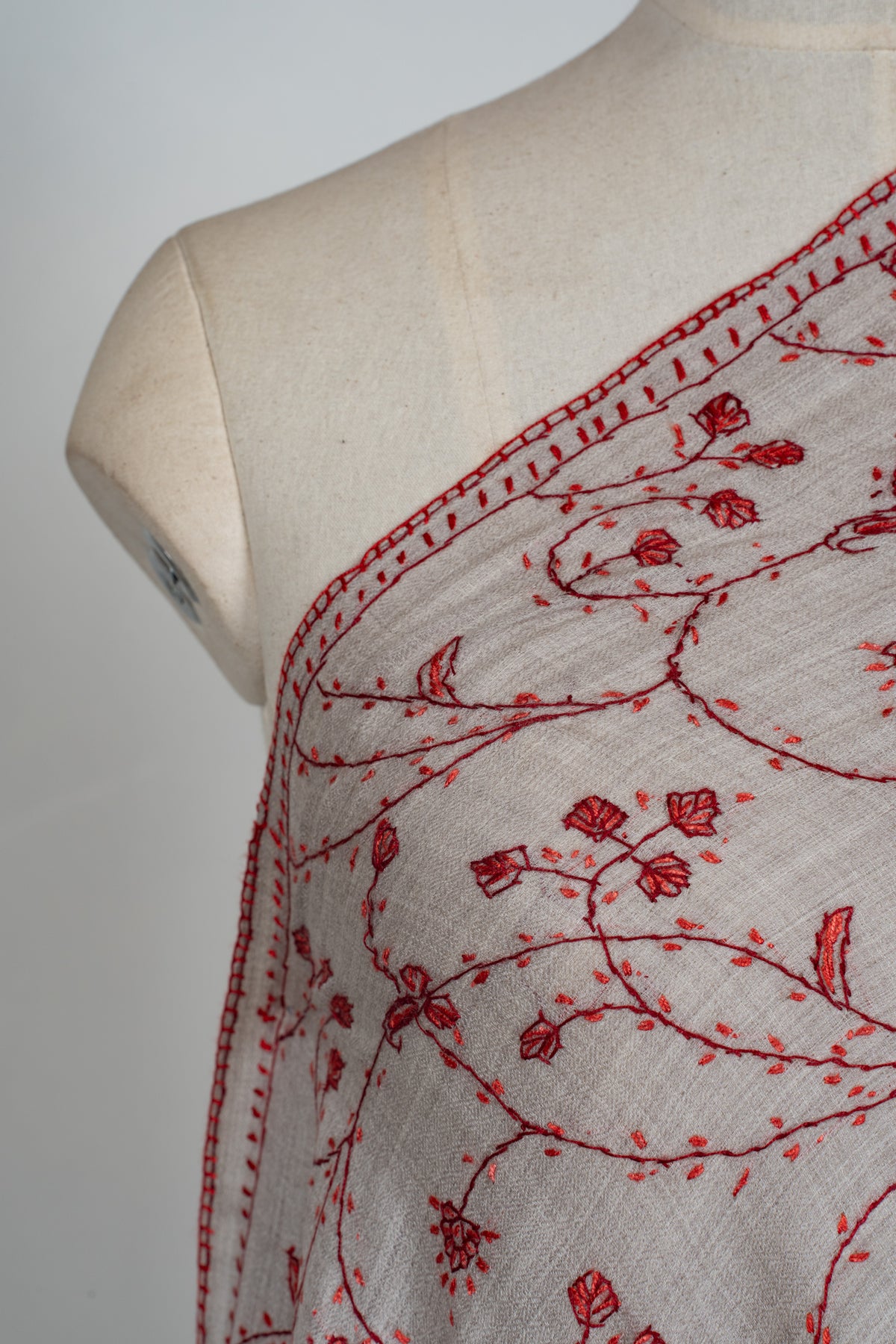 Crimson Frost Elegance: Merino wool 2.5 Yards Sozni Hand Embroidered Shawl