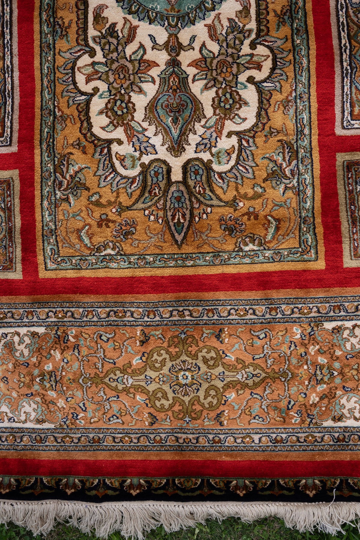 2.5ft x 4ft Imperial Crimson Panel Legacy: Hand Knotted Mulberry silk on silk Kashmiri Carpet
