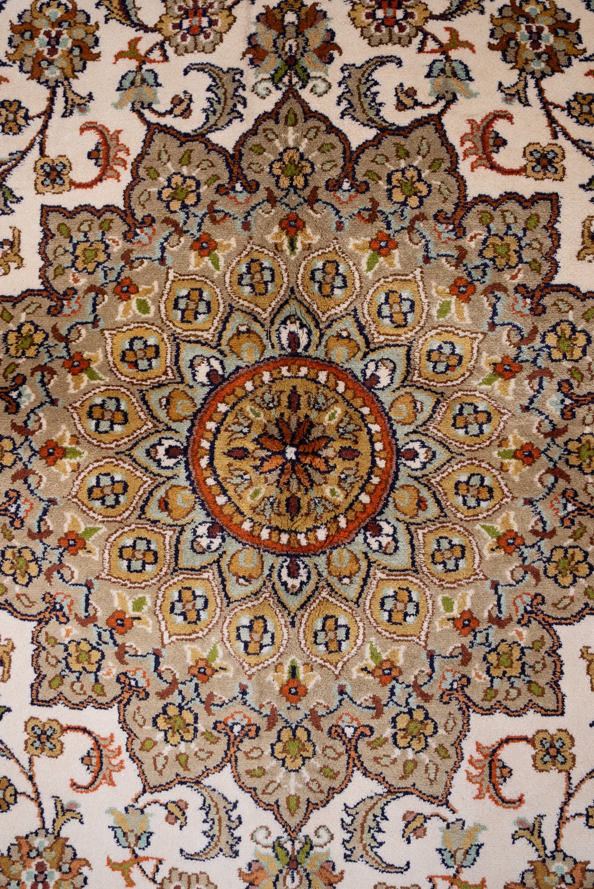 5ft x 3ft Golden Ivory Floral Symphony: Hand Knotted Mulberry silk on silk Kashmiri Carpet