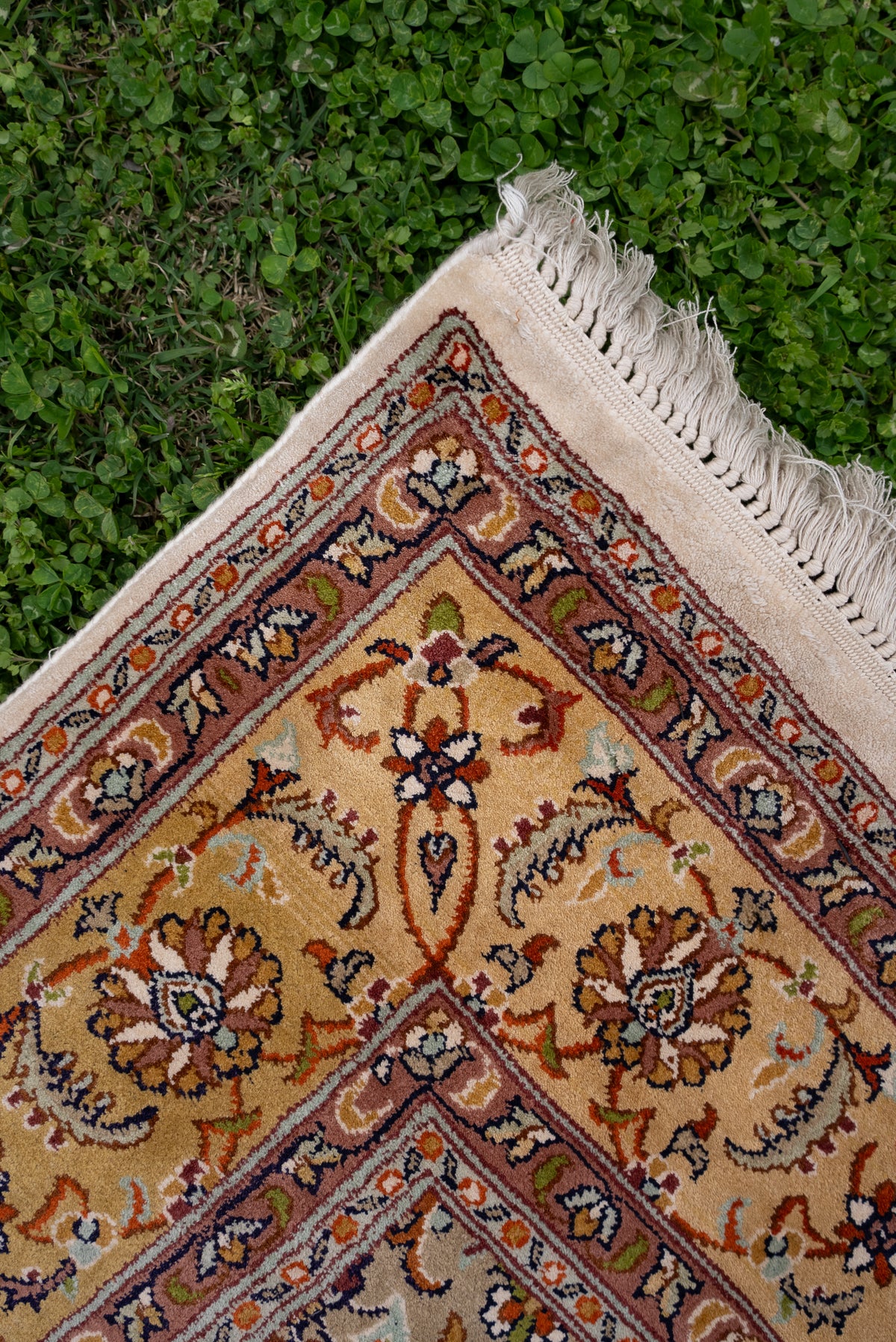 5ft x 3ft Golden Ivory Floral Symphony: Hand Knotted Mulberry silk on silk Kashmiri Carpet
