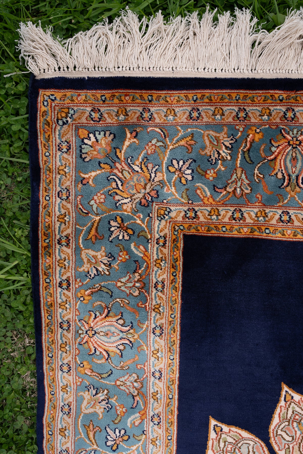 5ft x 3ft Sapphire Bloom Radiance: Hand Knotted Mulberry silk on silk Kashmiri Carpet
