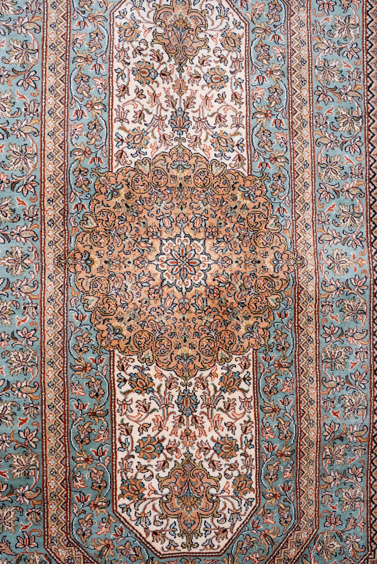 5ft x 3ft Celestial Aqua Medallion: Hand Knotted Mulberry silk on silk Kashmiri Carpet