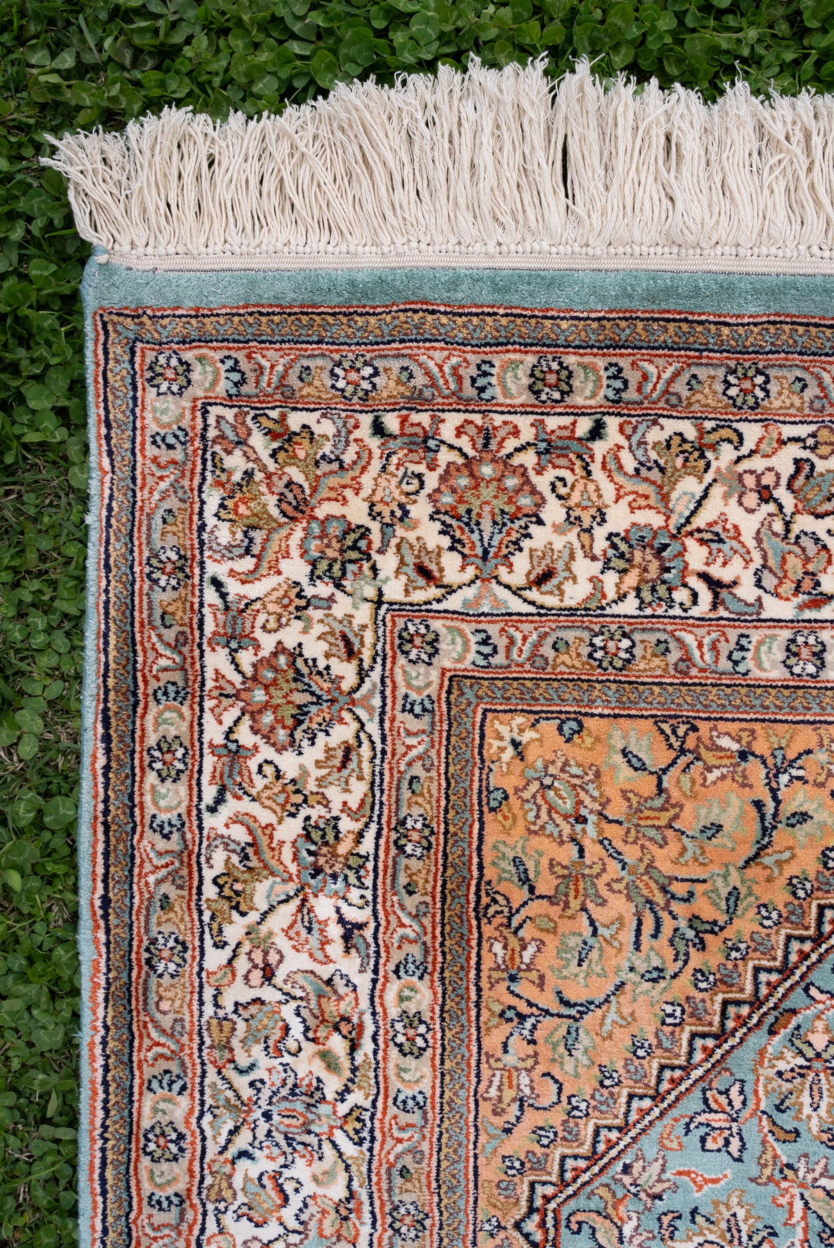 5ft x 3ft Celestial Aqua Medallion: Hand Knotted Mulberry silk on silk Kashmiri Carpet
