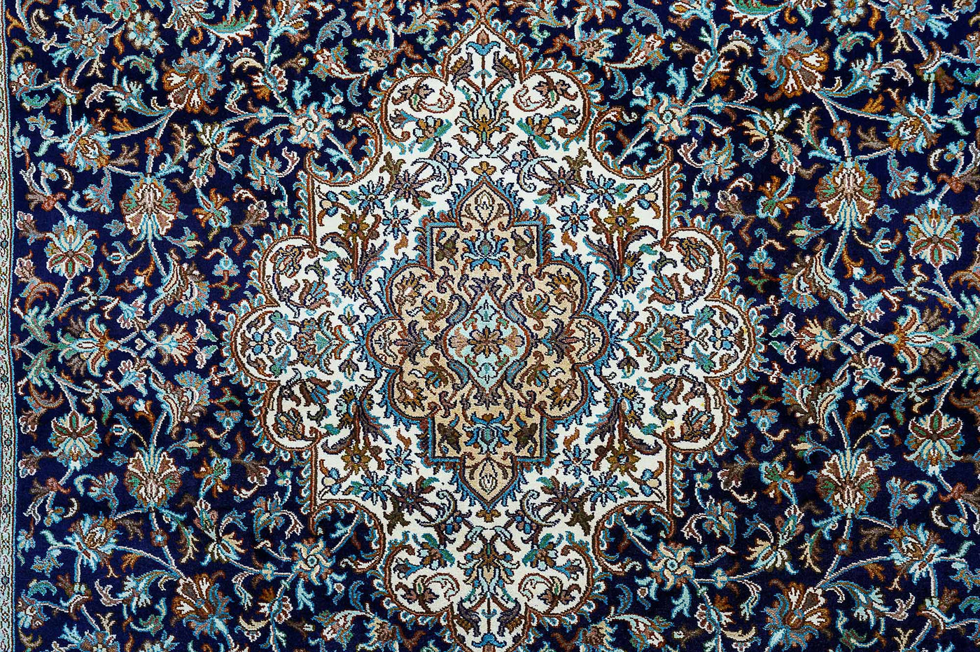 Pure Silk Kashmiri Carpet 4ft * 6ft (48" * 72")