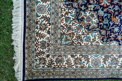 Pure Silk Kashmiri Carpet 4ft * 6ft (48" * 72")