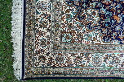 Pure Silk Kashmiri Carpet 4ft * 6ft (48" * 72")
