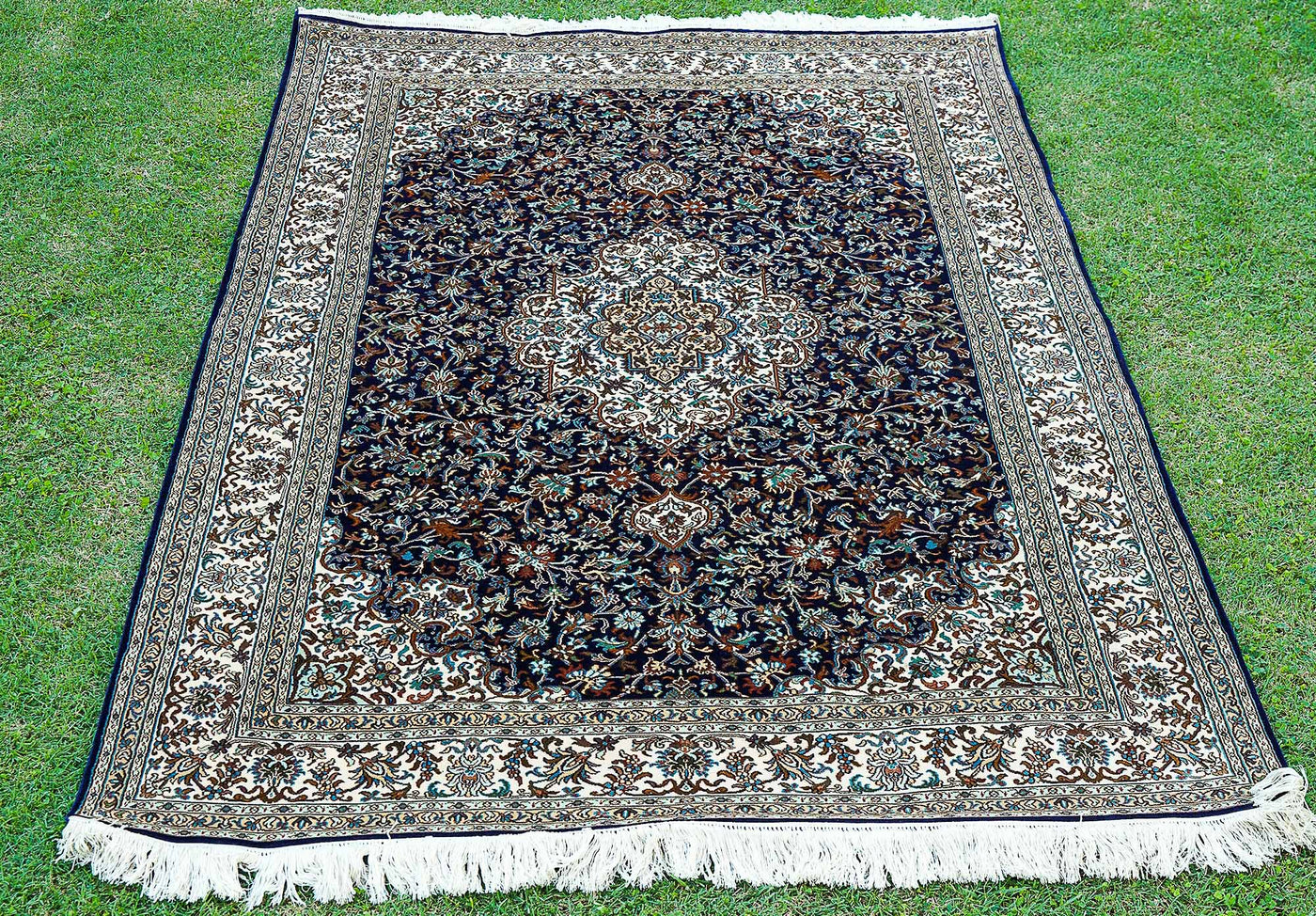 Pure Silk Kashmiri Carpet 4ft * 6ft (48" * 72")