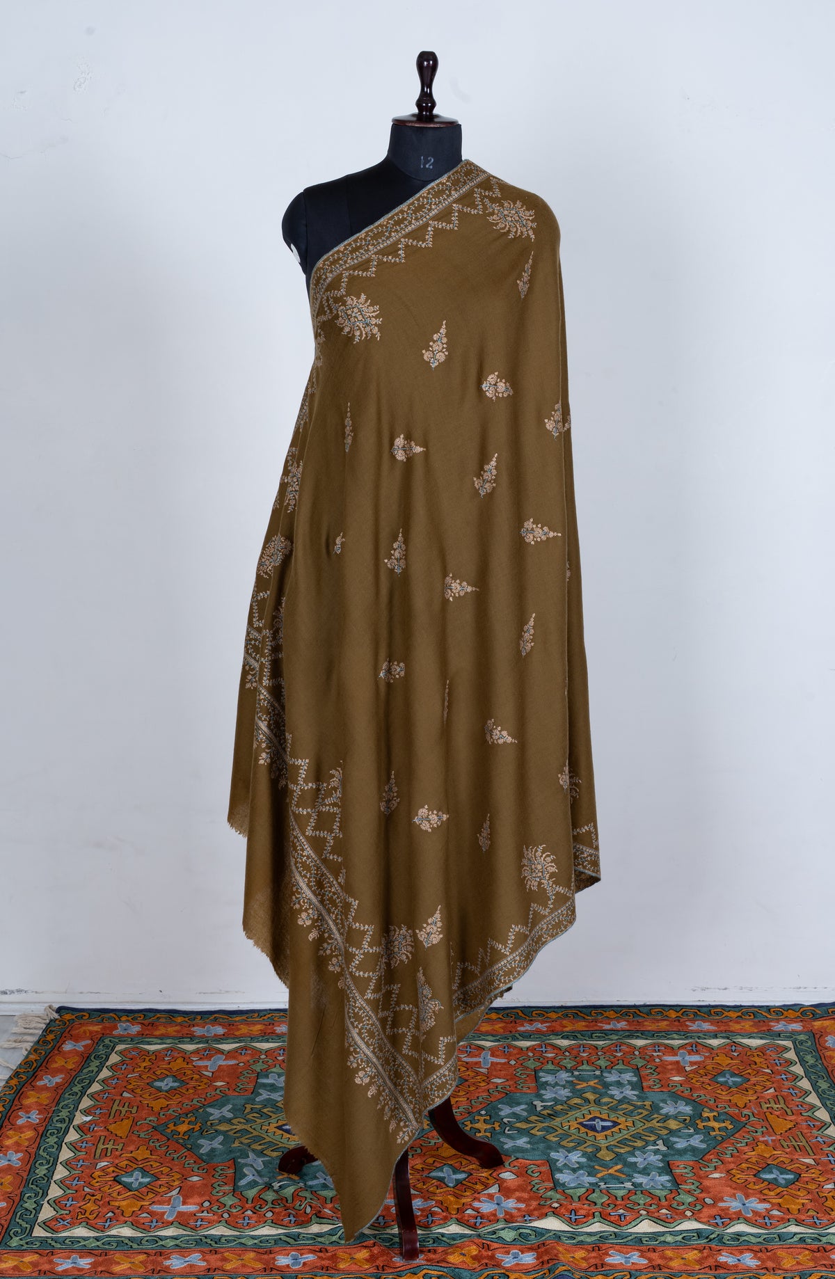2.5 Yards Pure Pashmina Shawl with Sozni Hand Embroidered Delicate Floral Accents