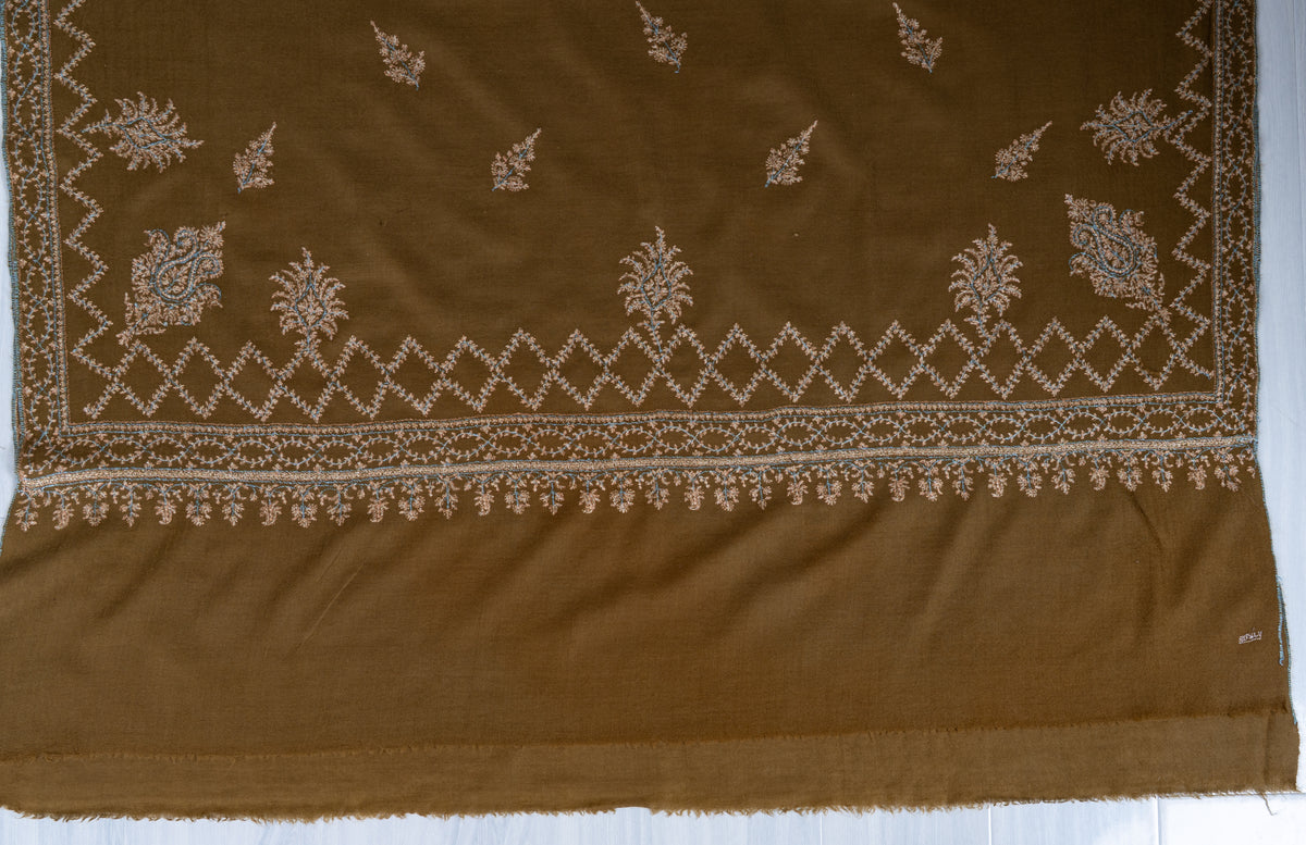 2.5 Yards Pure Pashmina Shawl with Sozni Hand Embroidered Delicate Floral Accents