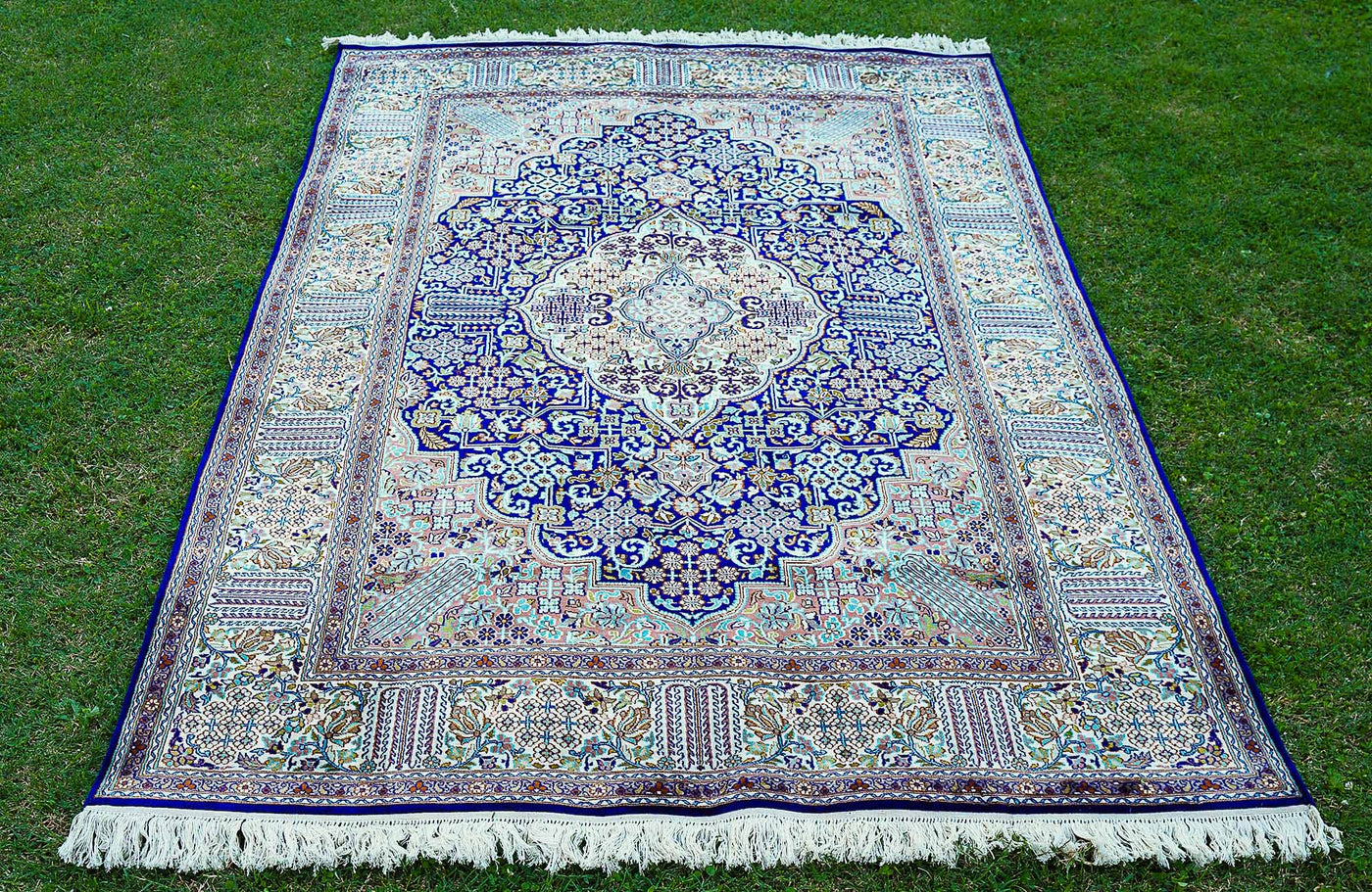 Pure Silk Kashmiri Carpet 4ft* 6ft (48" * 72")