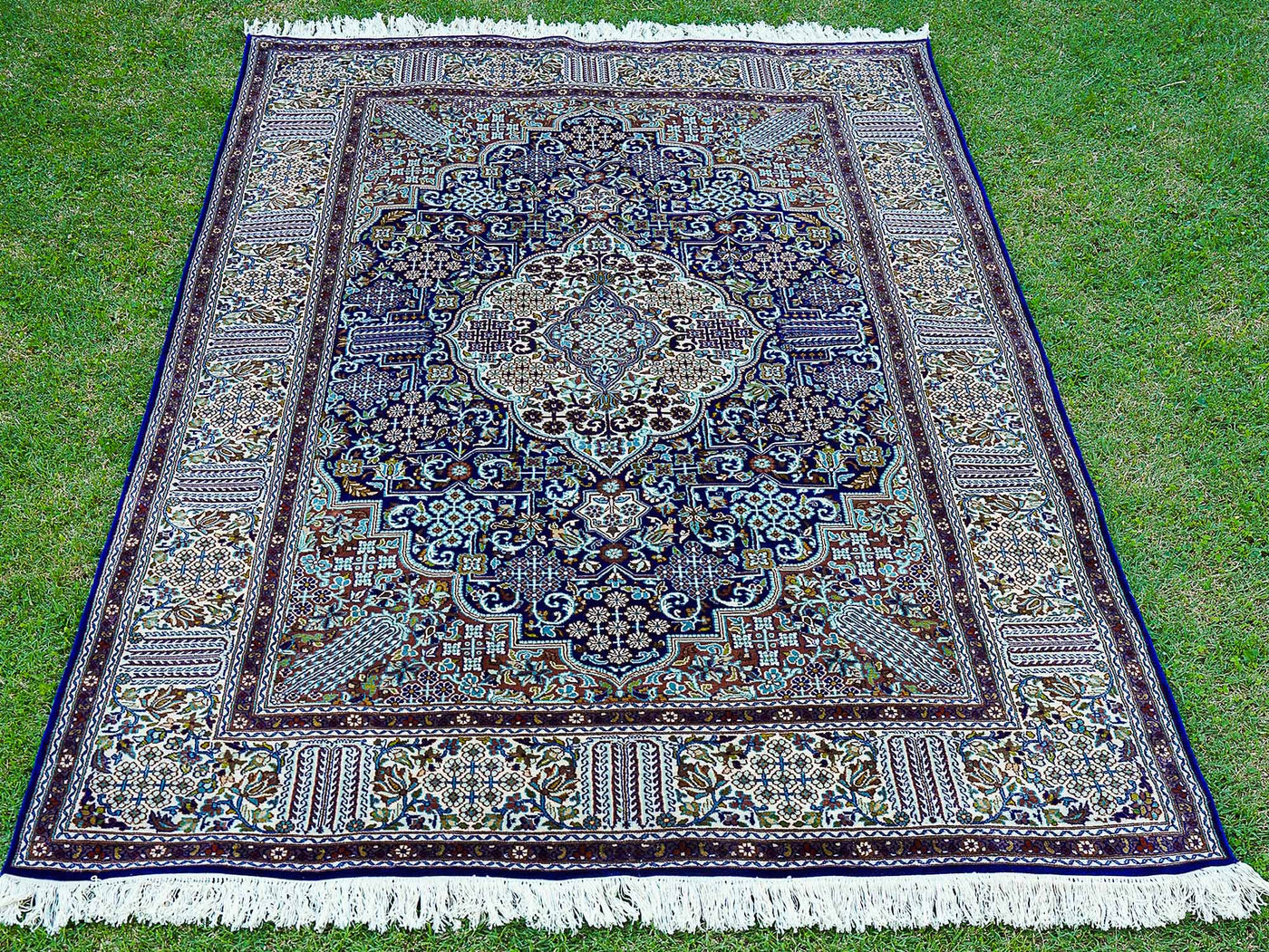 Pure Silk Kashmiri Carpet 4ft* 6ft (48" * 72")