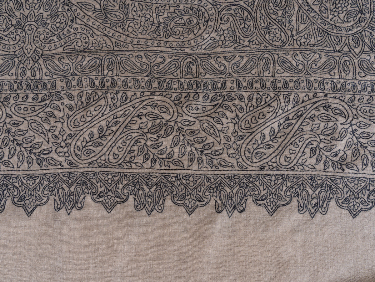 2.5 yards Pure Pashmina Shawl with Sozni Hand Embroidered Paisley Tapestry