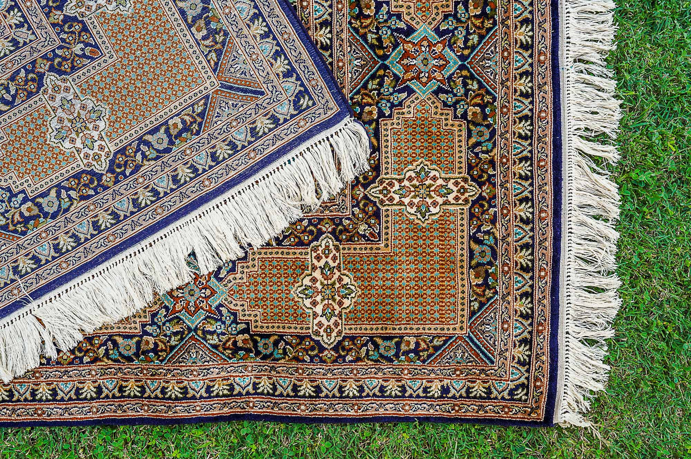 Pure Silk Kashmiri Carpet 6ft* 9ft (72" * 108")