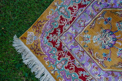 Pure Silk Kashmiri Carpet 6ft * 9ft (72" * 108")