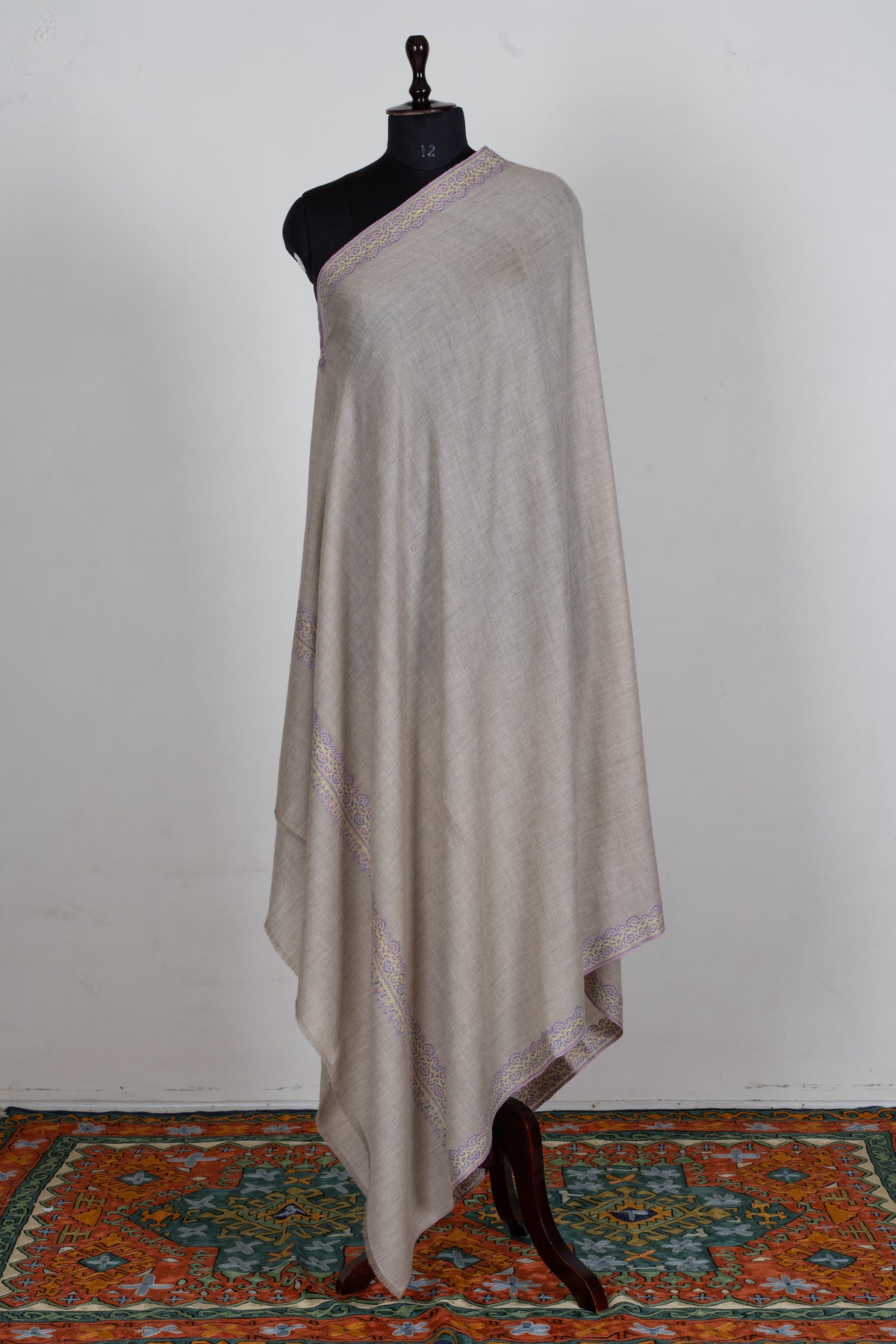 2.5 yards Pure Pashmina Shawl with Sozni Hand Embroidered Delicate Lace Borders