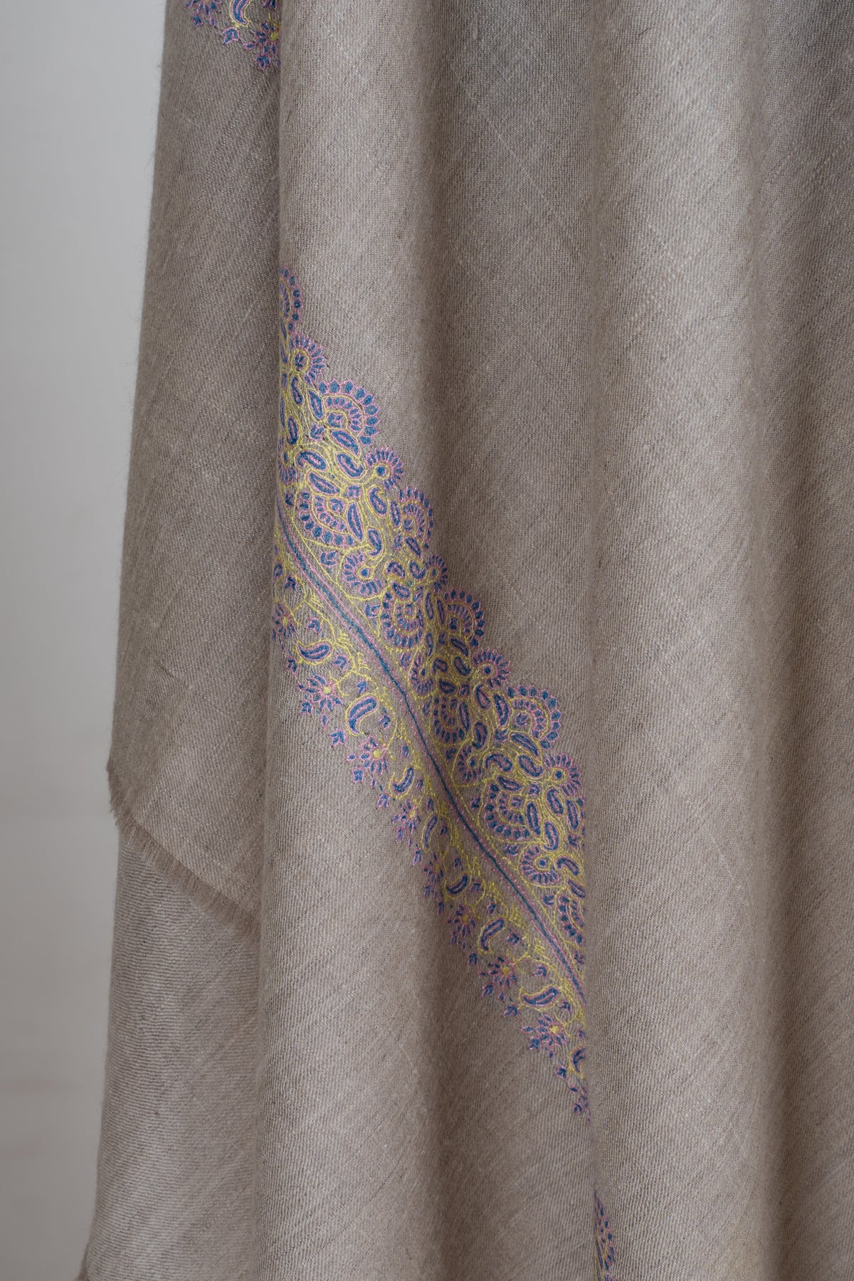 2.5 yards Pure Pashmina Shawl with Sozni Hand Embroidered Delicate Lace Borders