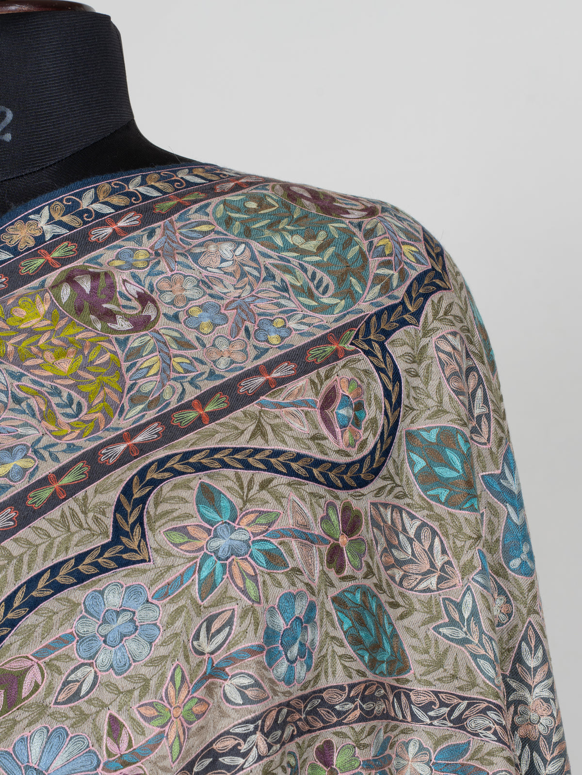 2.5 yards kalamkari Pure Pashmina Shawl with Aari Hand Embroidered Intricate Paisley Tapestry