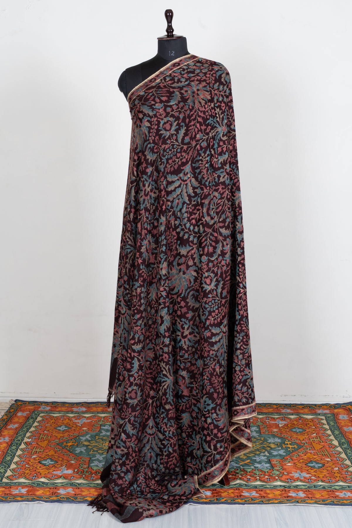 3 Yards Pure Pashmina Kani shawl with Rose and Blue Florals