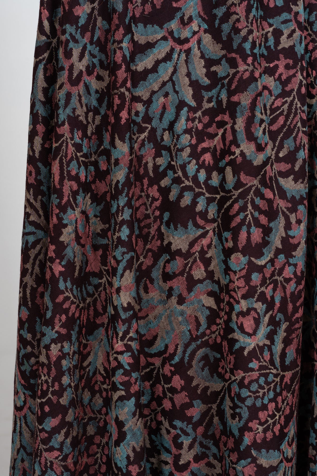 3 Yards Pure Pashmina Kani shawl with Rose and Blue Florals