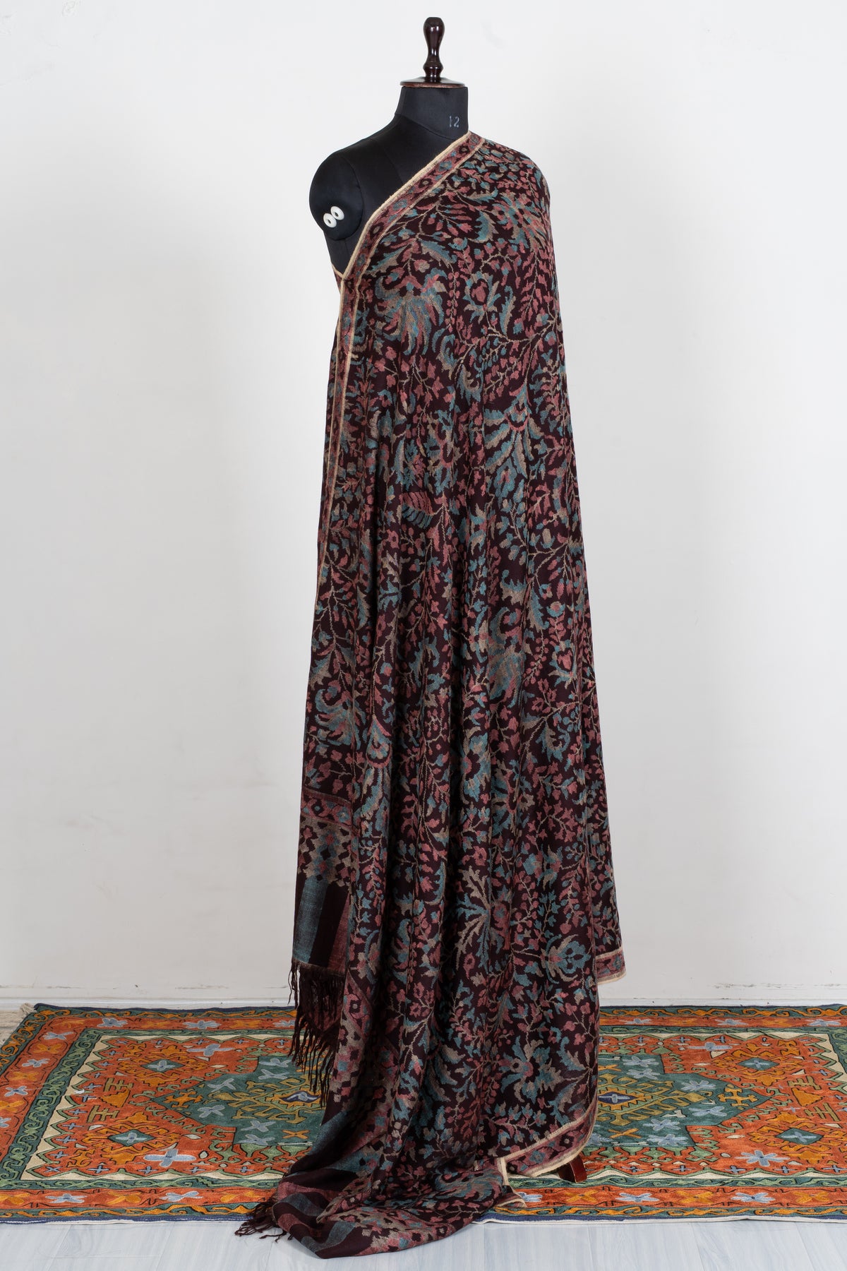 3 Yards Pure Pashmina Kani shawl with Rose and Blue Florals