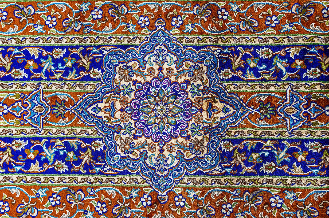 Pure Silk Kashmiri Carpet 2.5ft* 4ft (30" * 48")