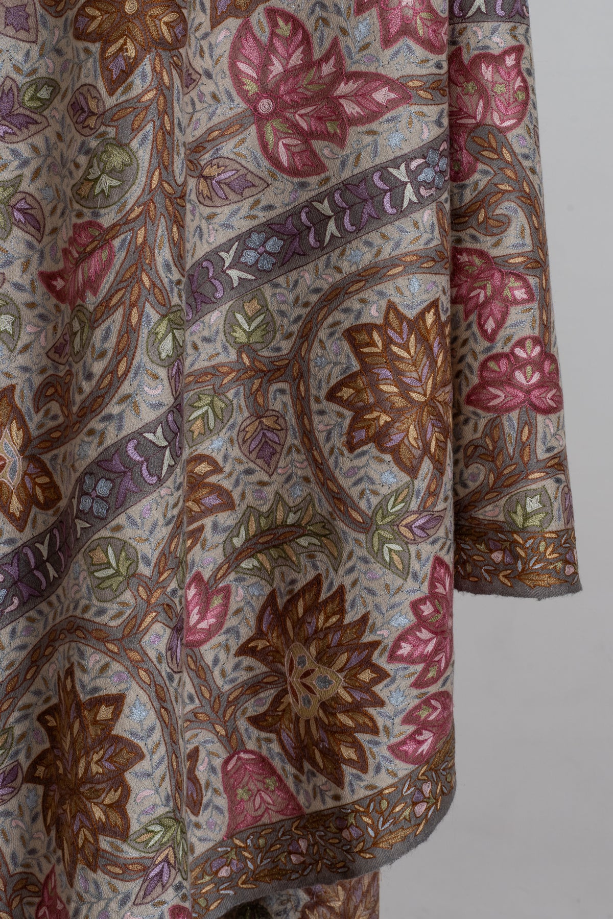 3 Yards Kalamkari Pure Pashmina Shawl with Aari Hand Embroidered Floral Tapestry