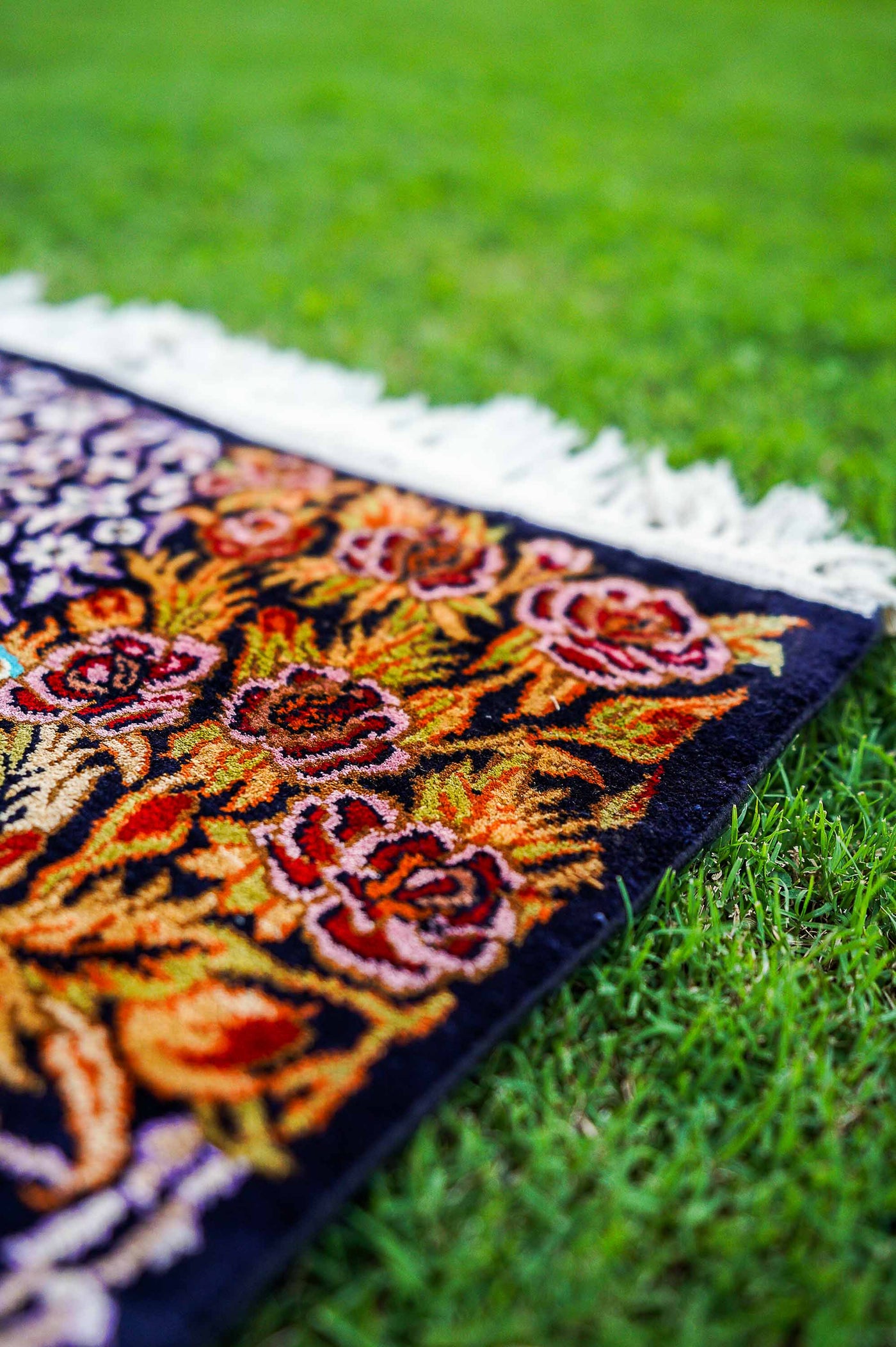 Pure Silk Kashmiri Carpet 3ft* 5ft (36" * 60")