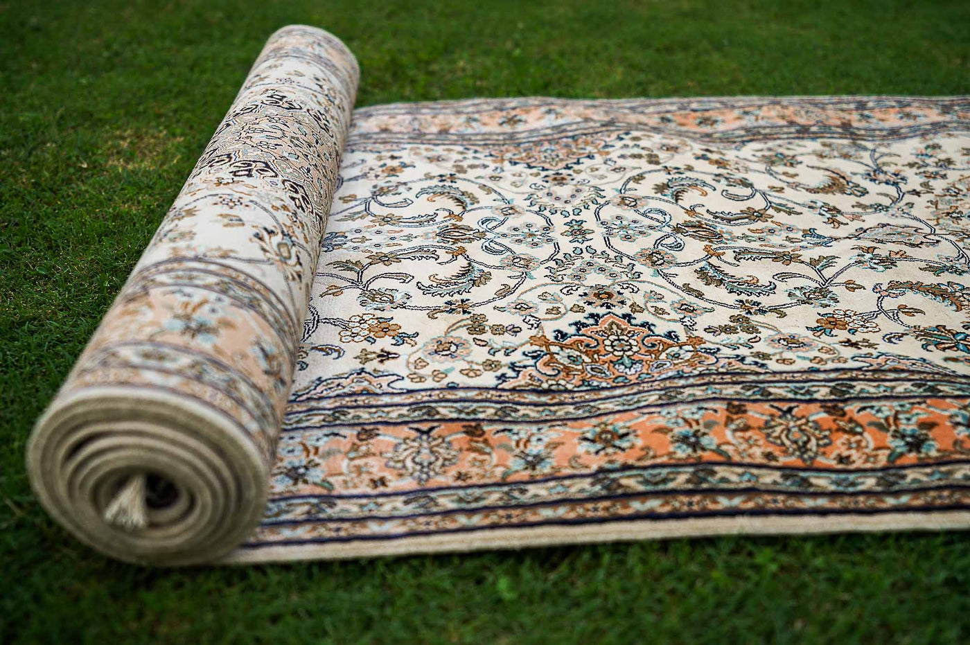Pure Silk Kashmiri Carpet 2.5ft * 10ft (30" * 120")
