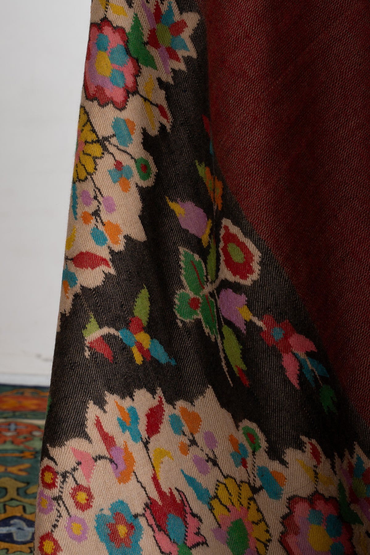 3 Yards Reversible Pure Pashmina Shawl with Kani Woven Floral Borders in Rustic Red and Cocoa Brown