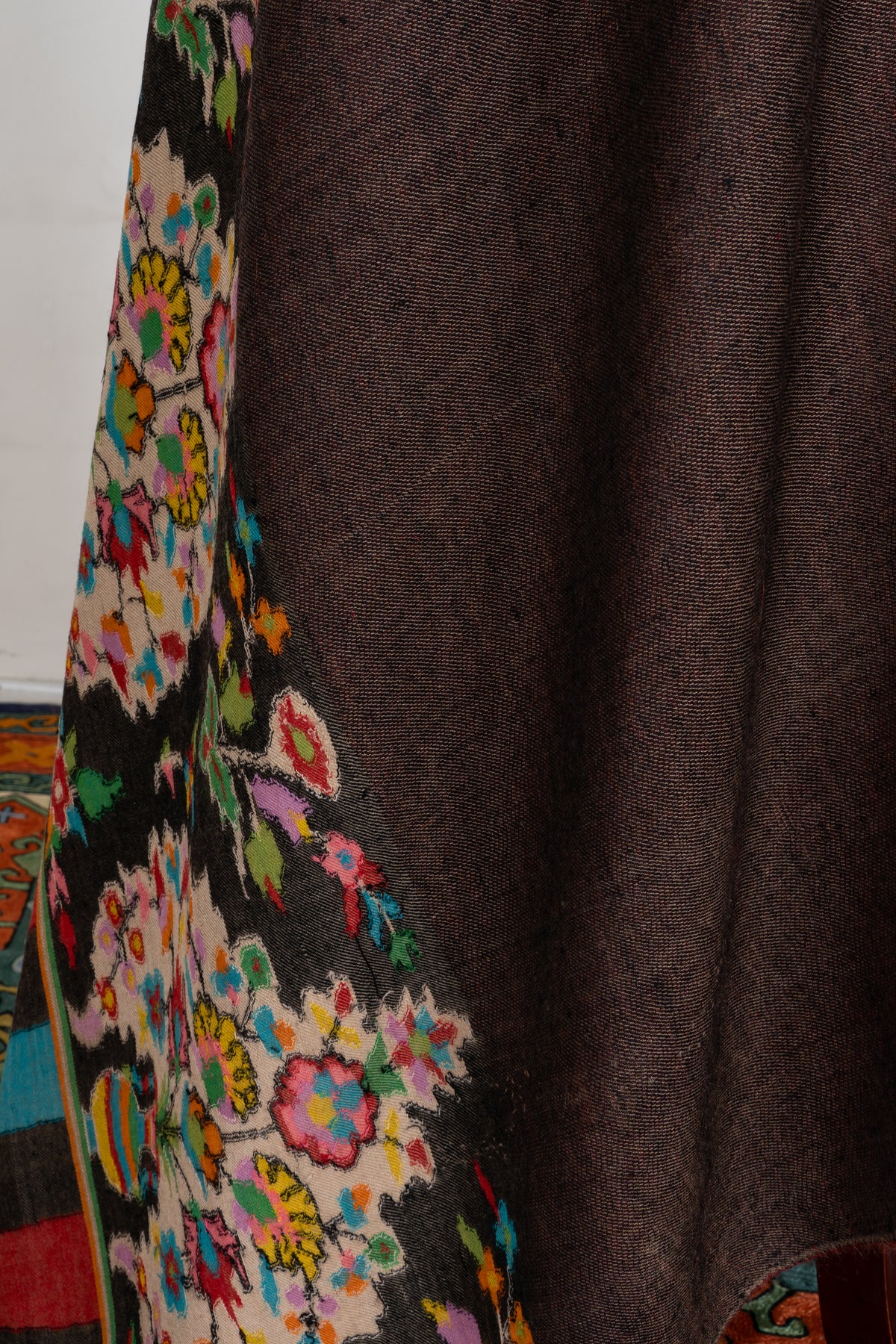 3 Yards Reversible Pure Pashmina Shawl with Kani Woven Floral Borders in Rustic Red and Cocoa Brown