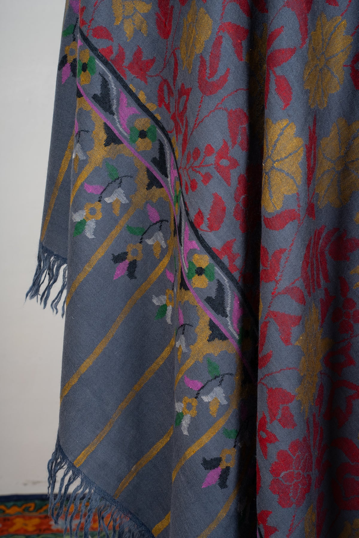 2.5 Yards Kani Moonlit Meadow Reverie: Pure Pashmina Hand Woven Shawl