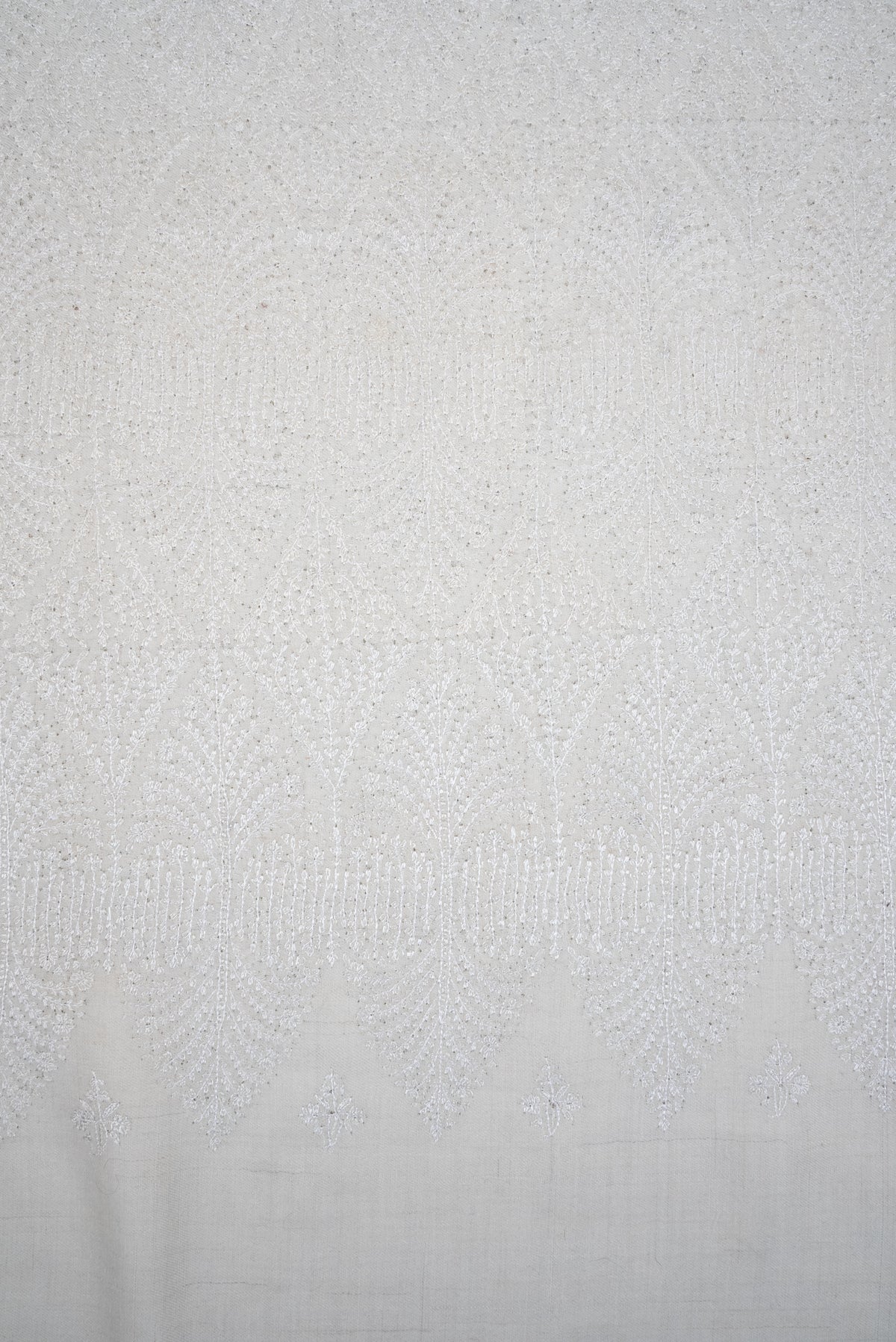 Pure Silk Thread Sozni Embroidered Pure Pashmina Shawl — Safed Resham