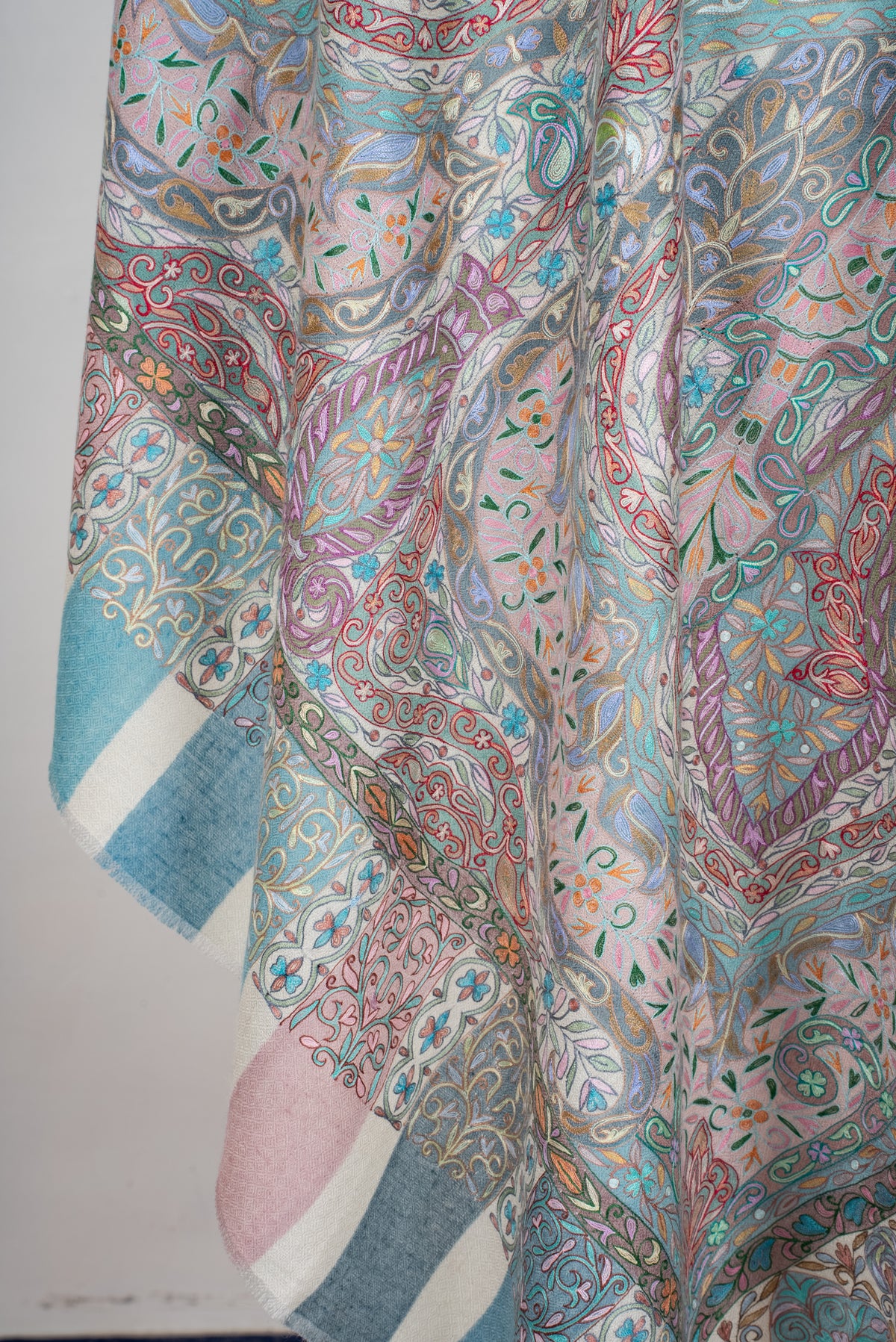 Celeste Paisley Bloom: Pure Pashmina Kalamkari Hand Embroidered Shawl