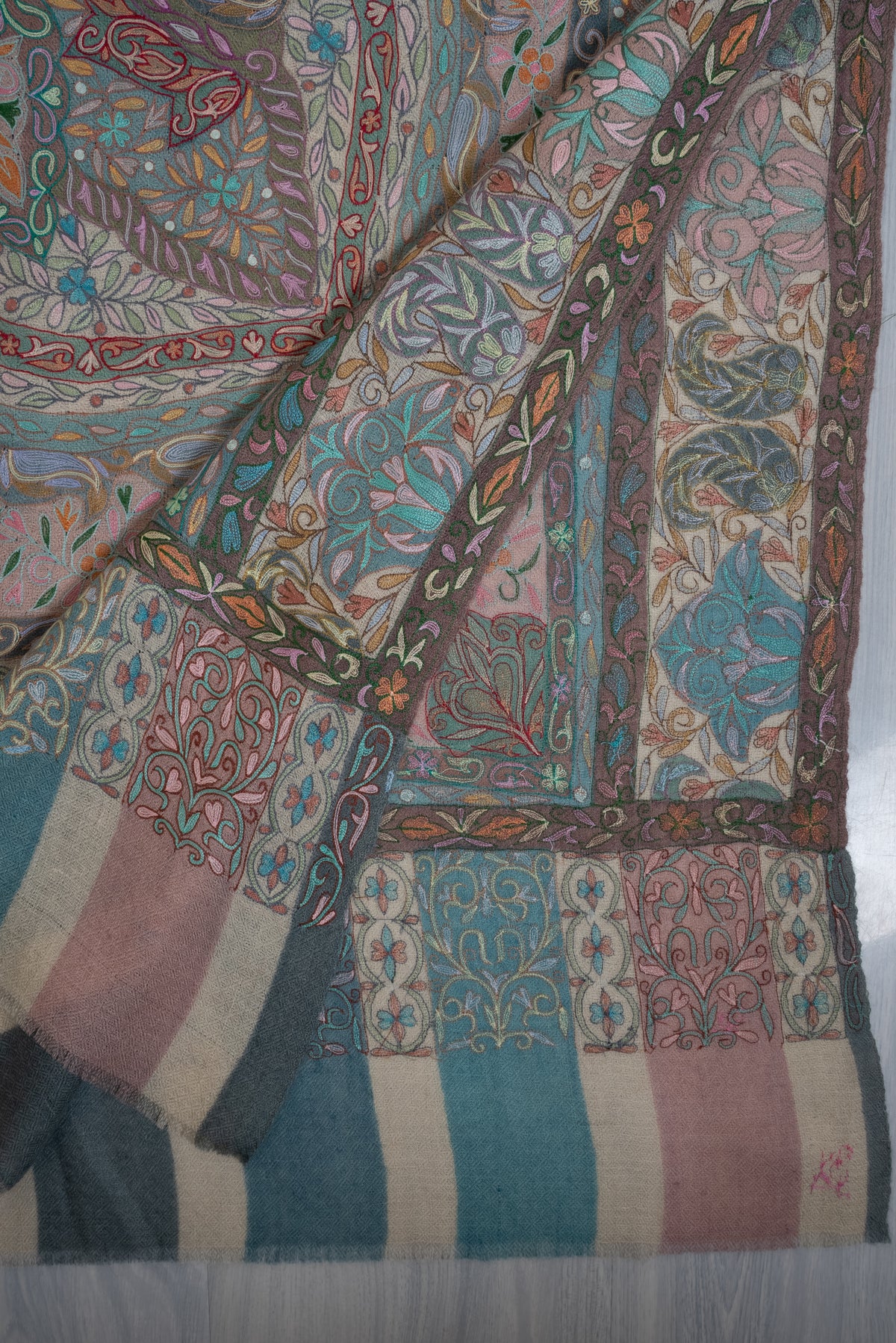 Celeste Paisley Bloom: Pure Pashmina Kalamkari Hand Embroidered Shawl