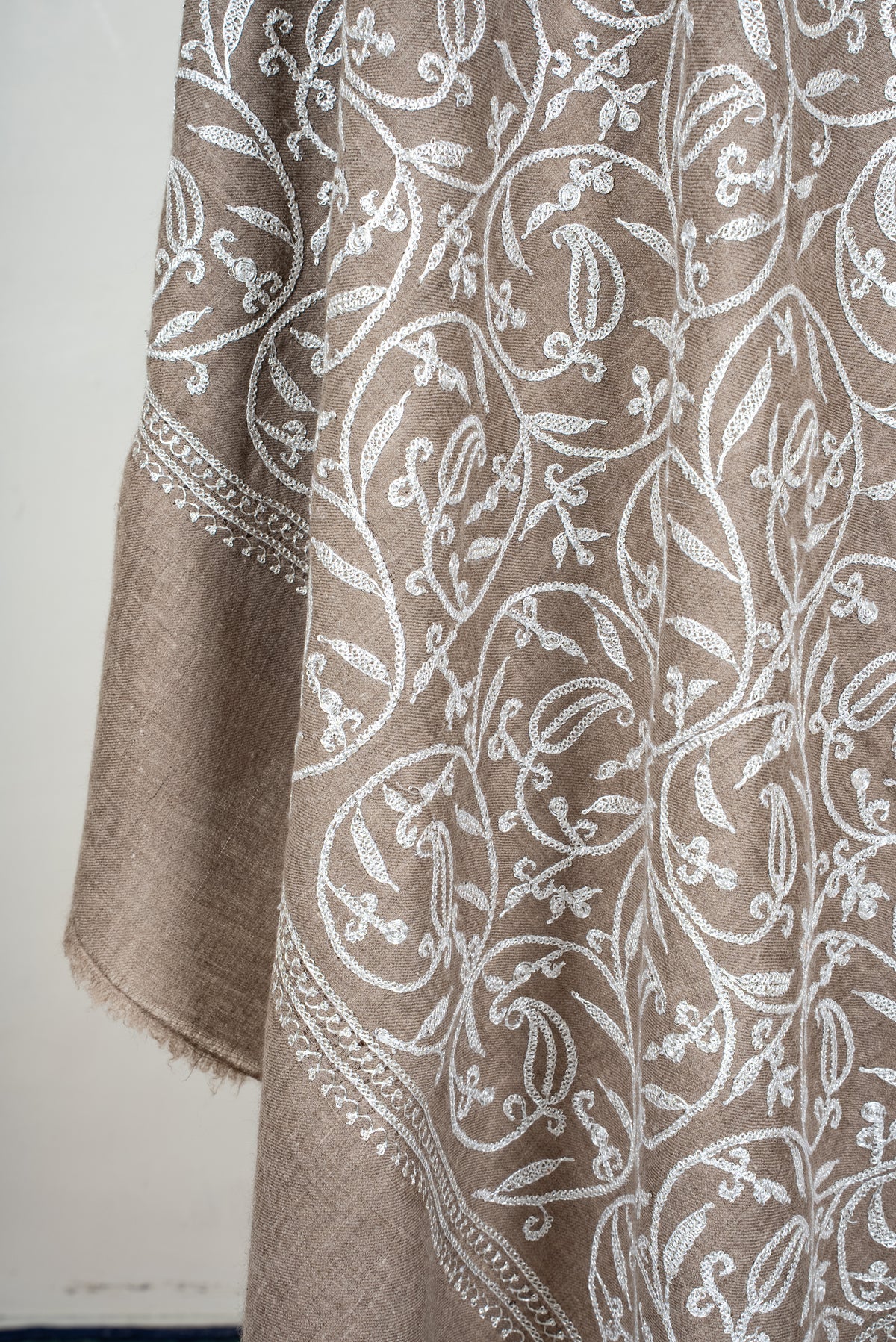 Tilla Hand Embroidered Pure Pashmina Shawl