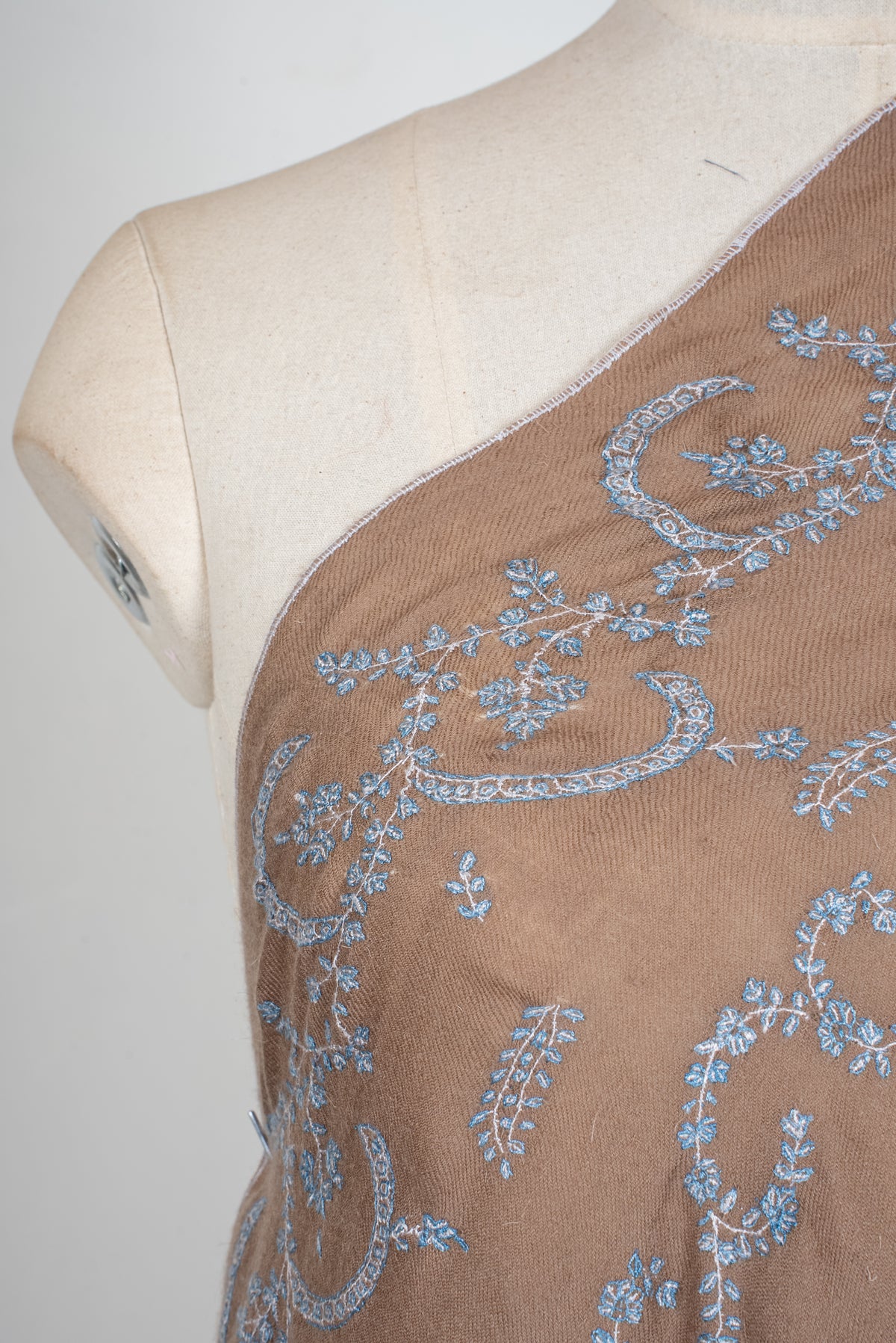 Desert Sky Elegance: Pure Pashmina Hand Embroidered Shawl