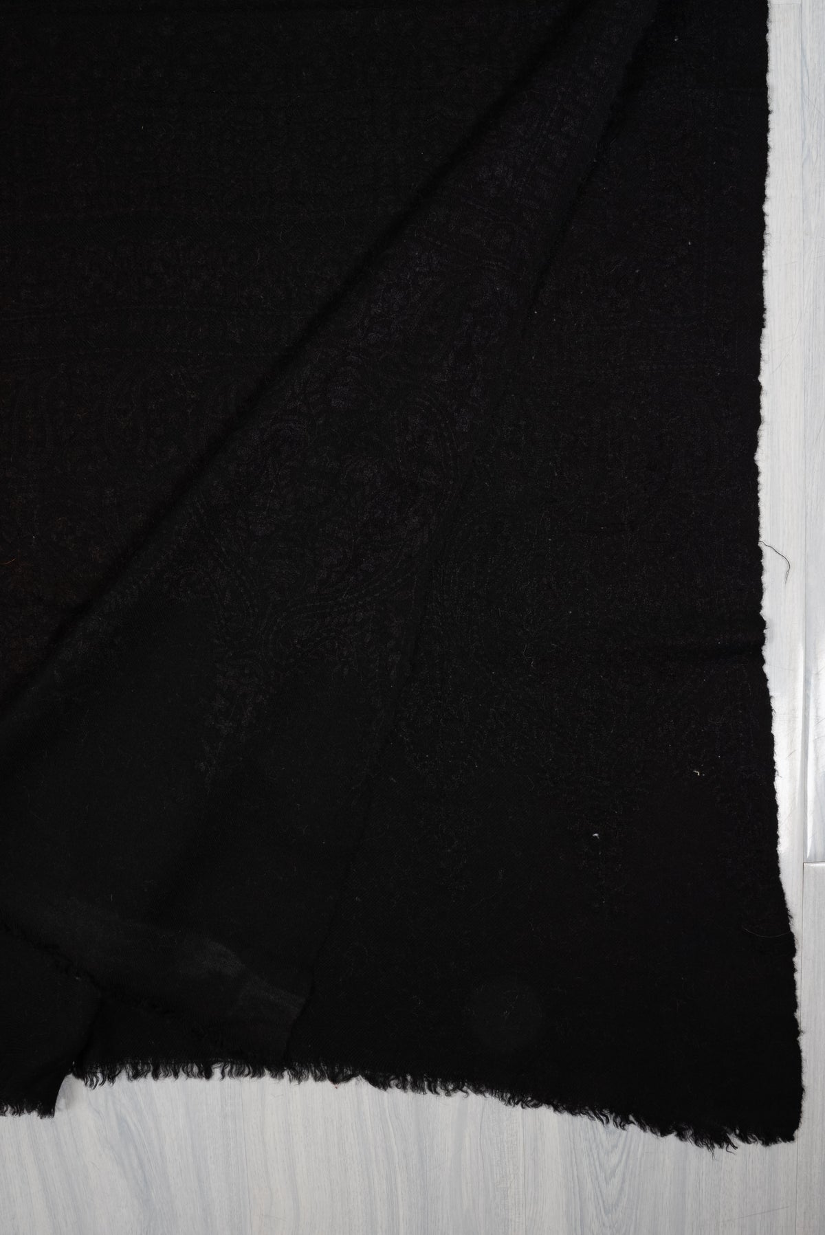 Ombre Midnight Ember Glow: Pure Pashmina Hand Embroidered Jamawar Shawl