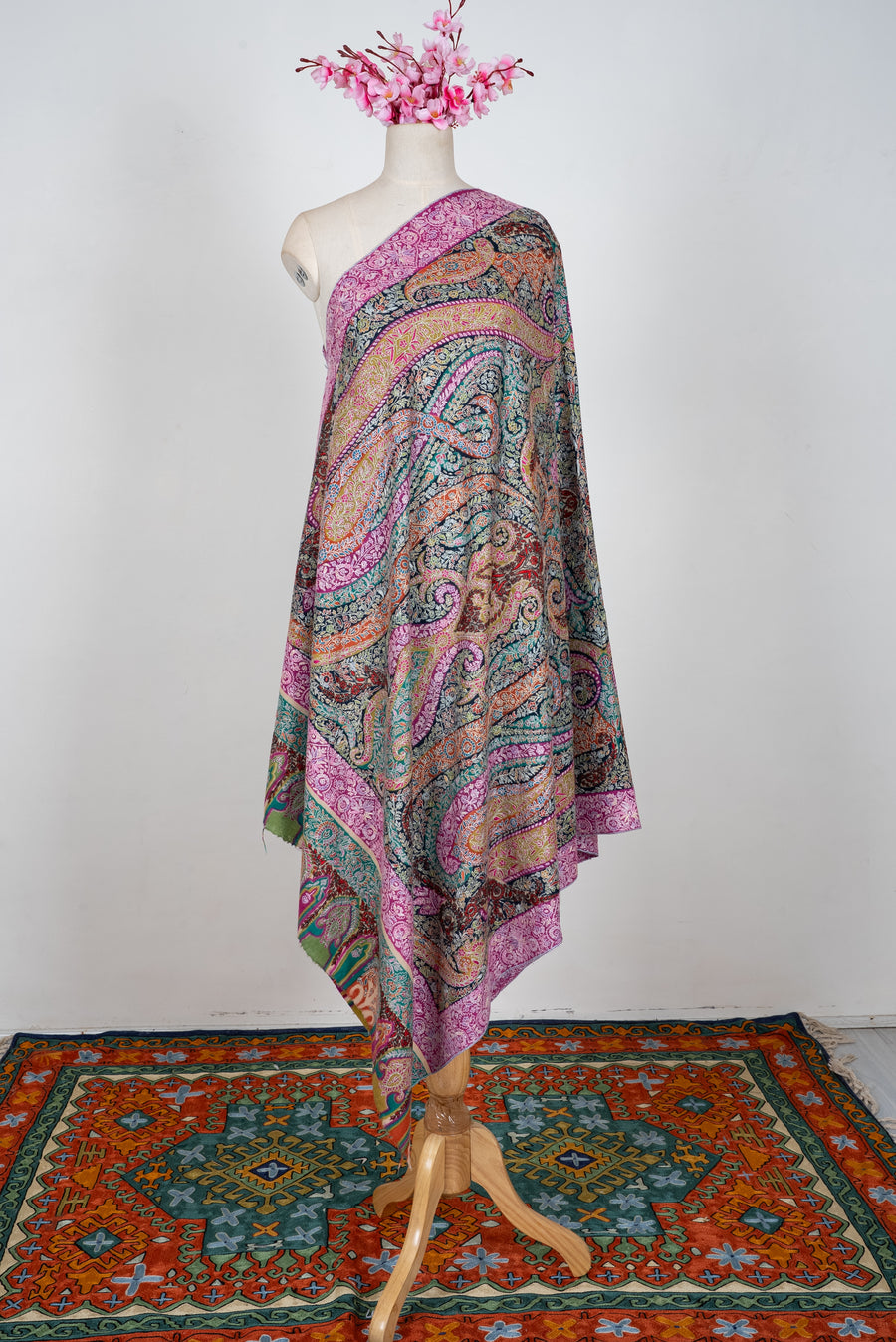 Royale Paisley Tapestry: Kalamkari Pure Pashmina Hand Embroidered Shawl