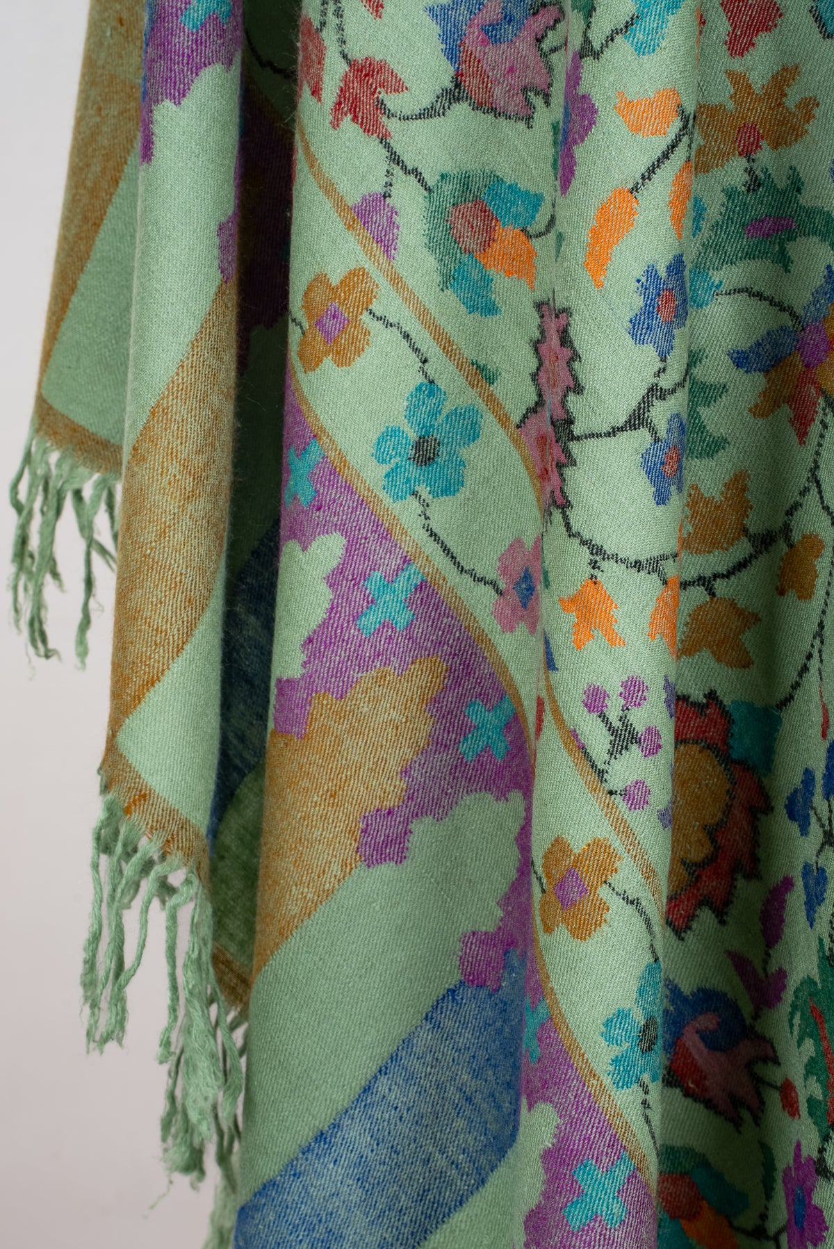 Hand Spun Pure Pashmina Kani Shawl